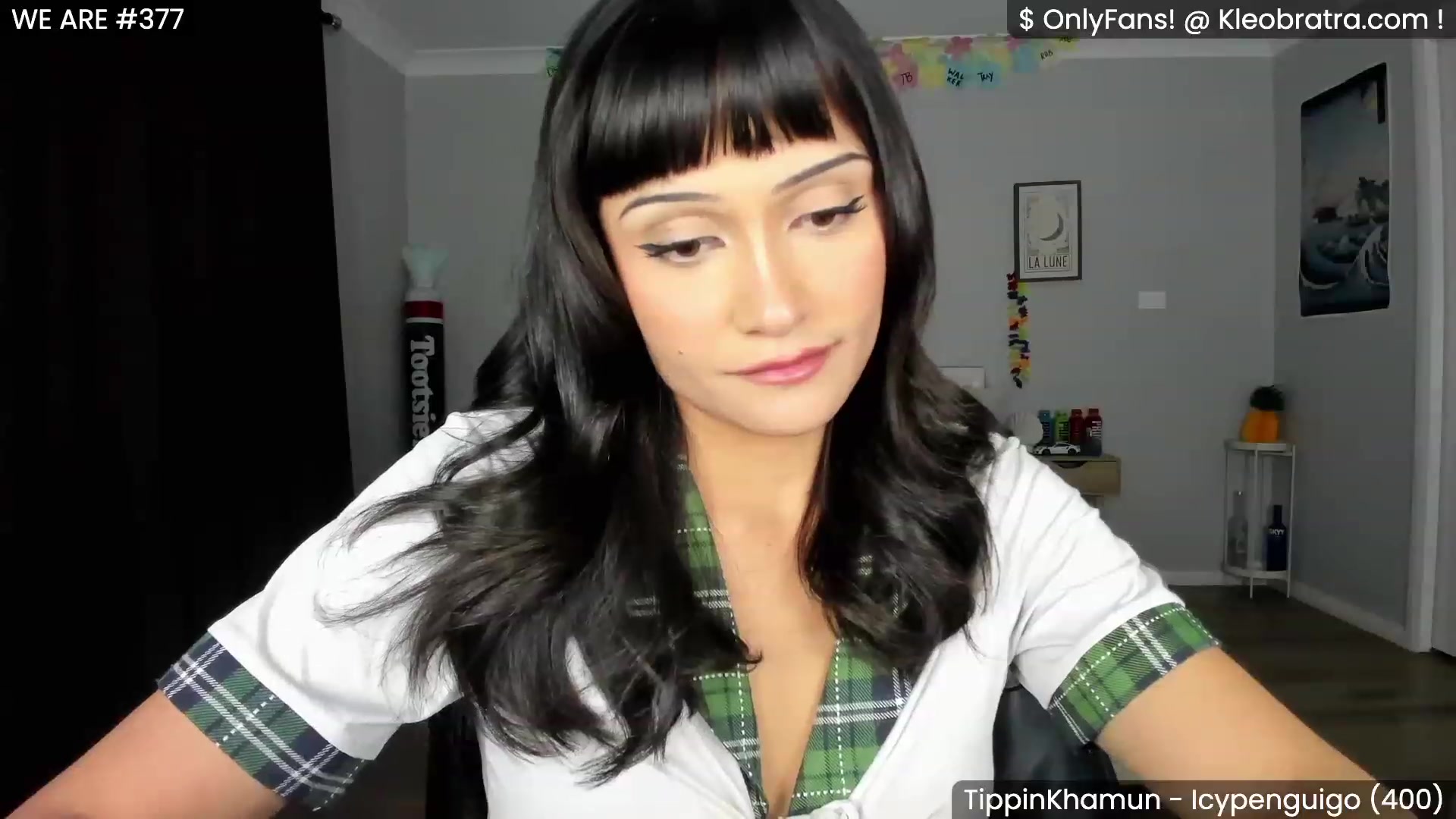 Gallery image thumbnail from KleoBratra's myfreecams stream on, 05/01/2023, 13:05 image 9 of 20