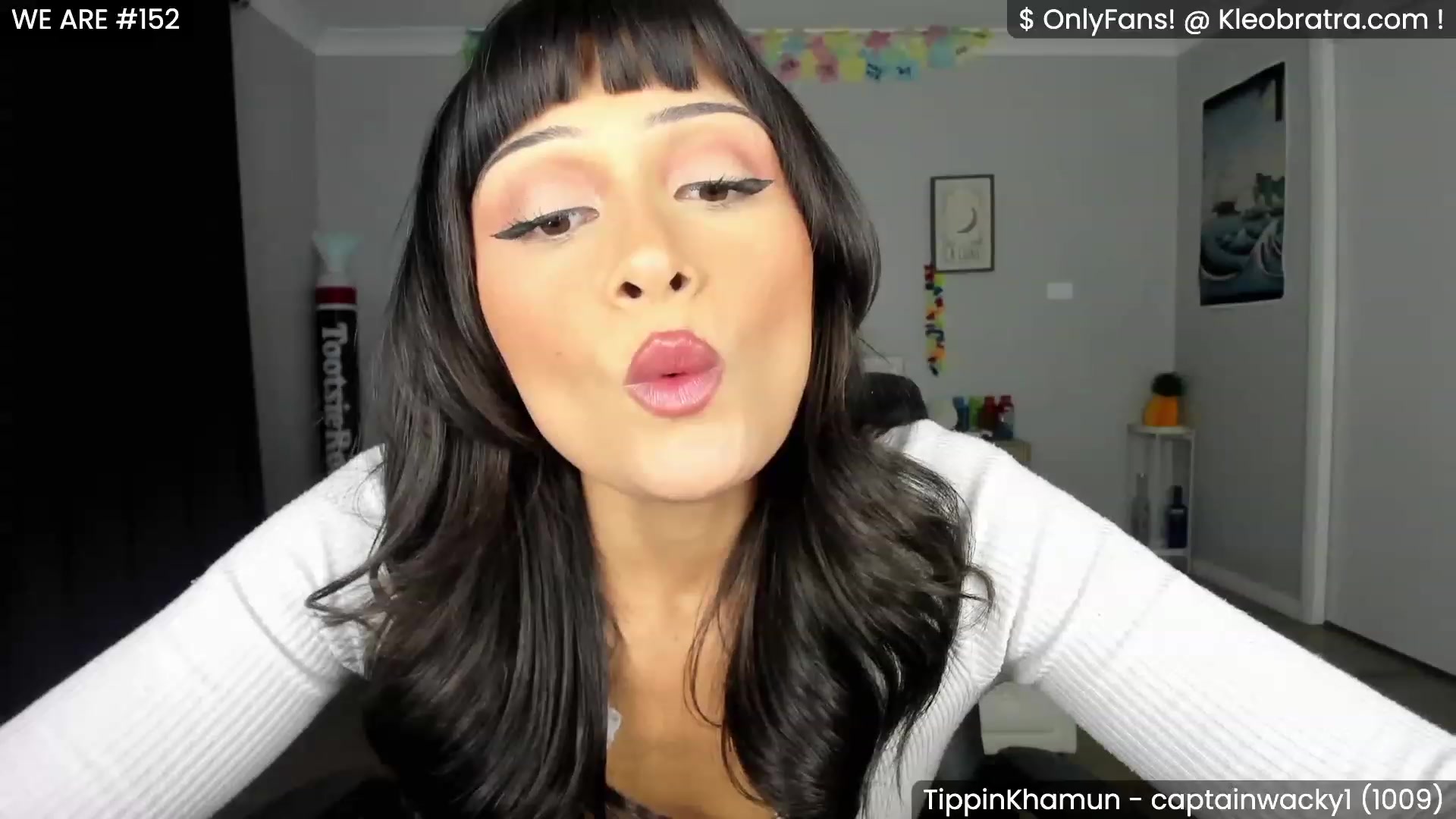 Gallery image thumbnail from KleoBratra's myfreecams stream on, 05/02/2023, 12:50 image 3 of 20