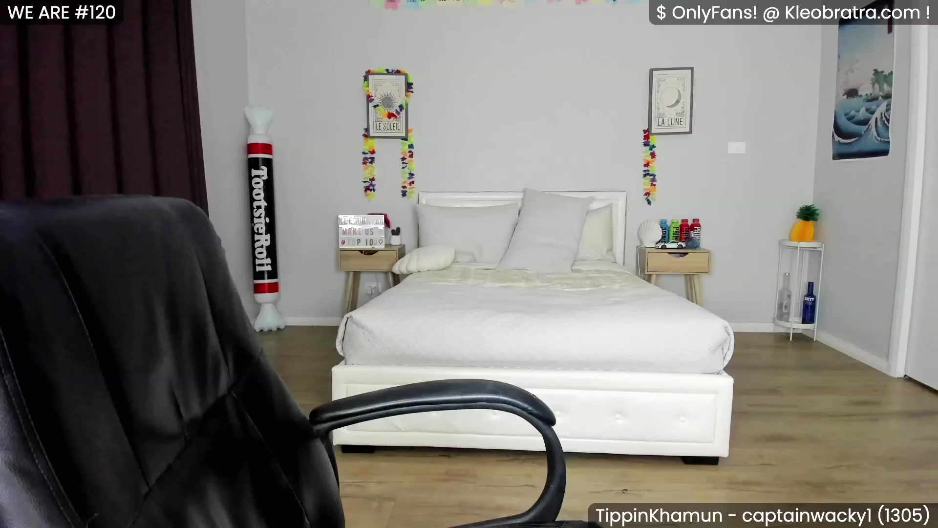Gallery image thumbnail from KleoBratra's myfreecams stream on, 05/02/2023, 13:16 image 11 of 20