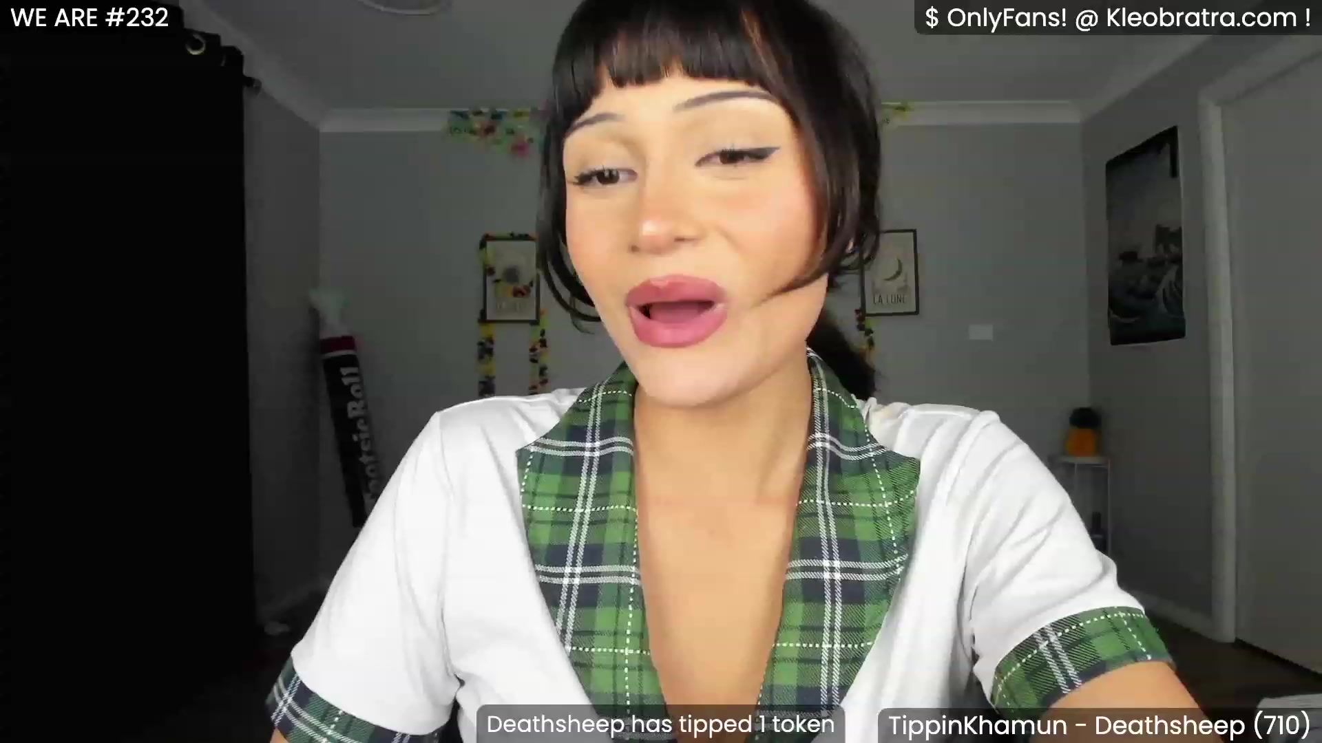 Gallery image thumbnail from KleoBratra's myfreecams stream on, 05/05/2023, 12:21 image 5 of 20