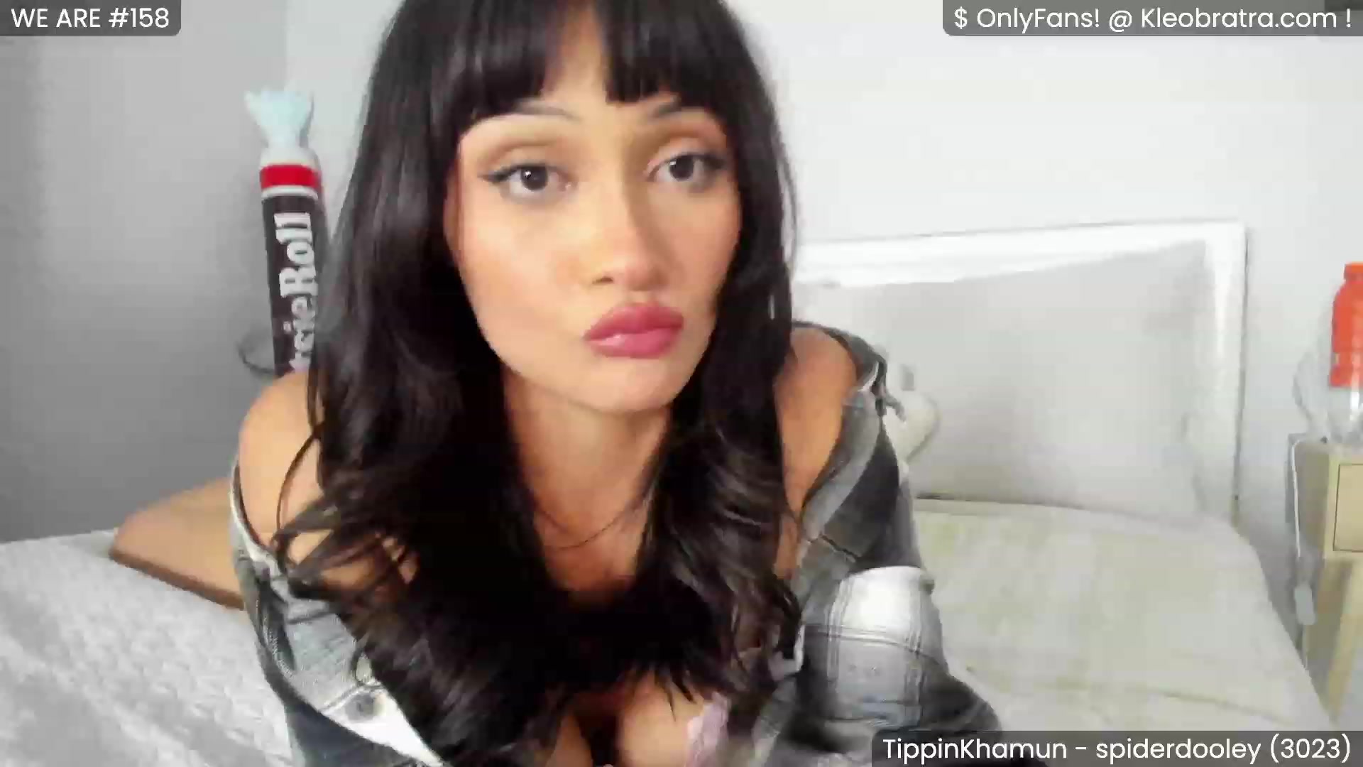 Gallery image thumbnail from KleoBratra's myfreecams stream on, 05/05/2023, 16:10 image 12 of 20