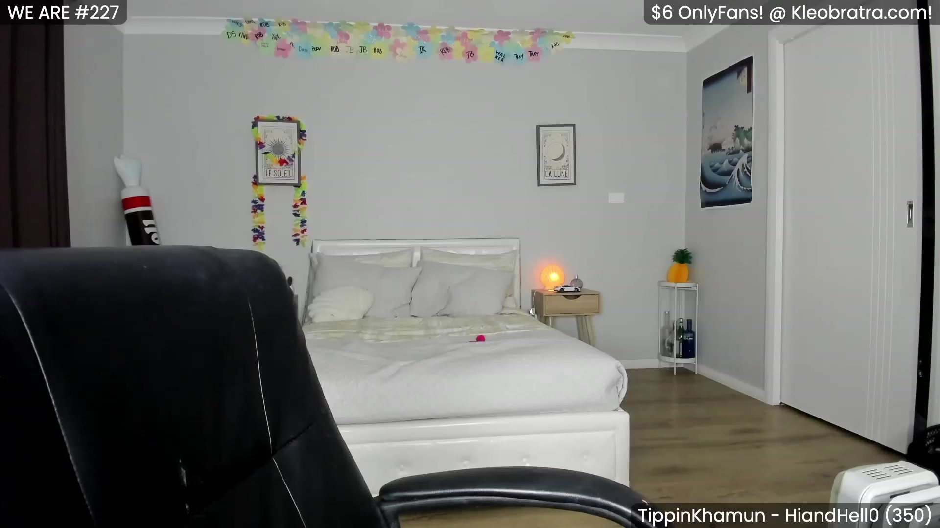 Gallery image thumbnail from KleoBratra's myfreecams stream on, 05/14/2023, 07:16 image 6 of 20
