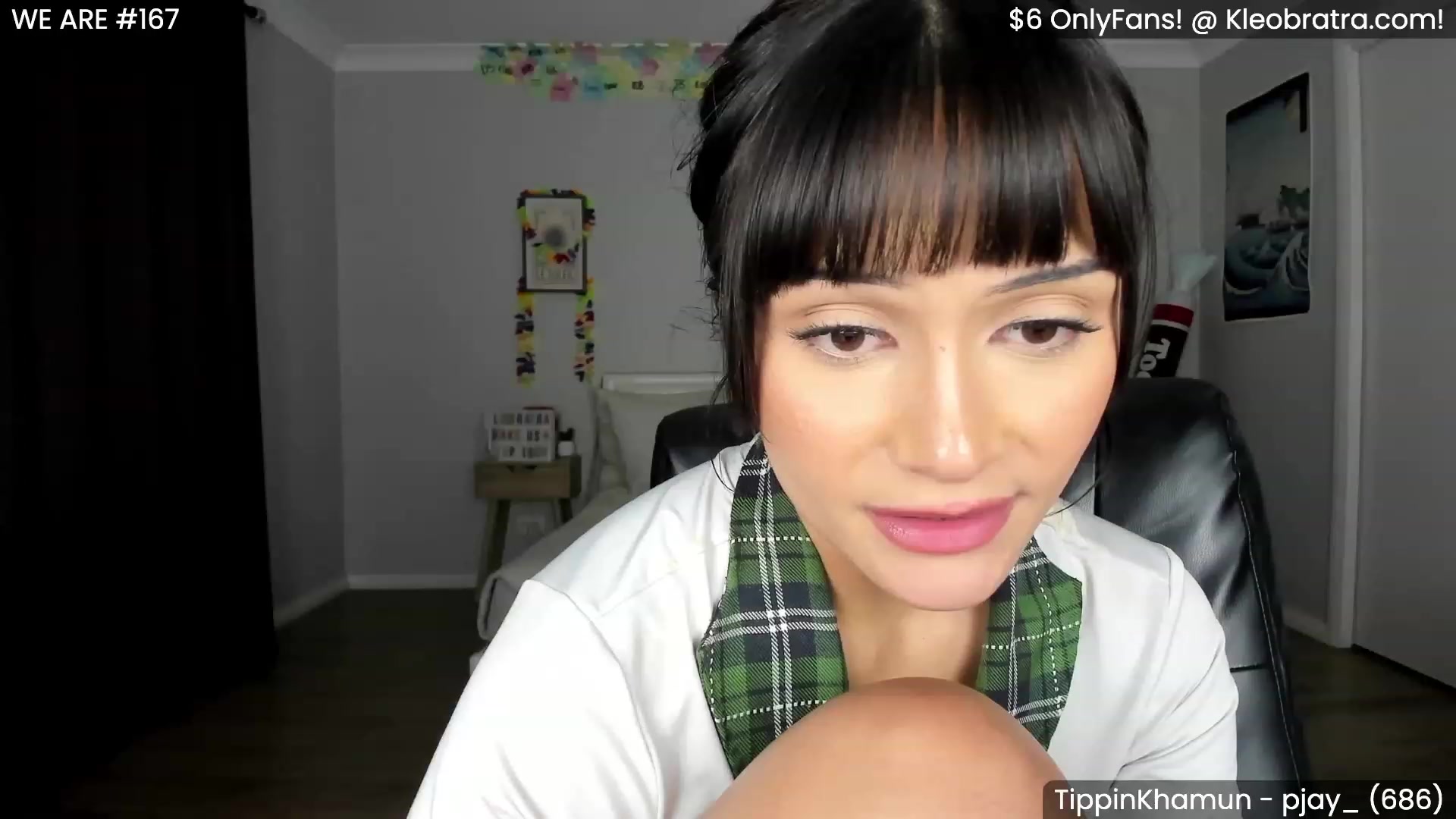 Gallery image thumbnail from KleoBratra's myfreecams stream on, 05/16/2023, 12:02 image 15 of 20