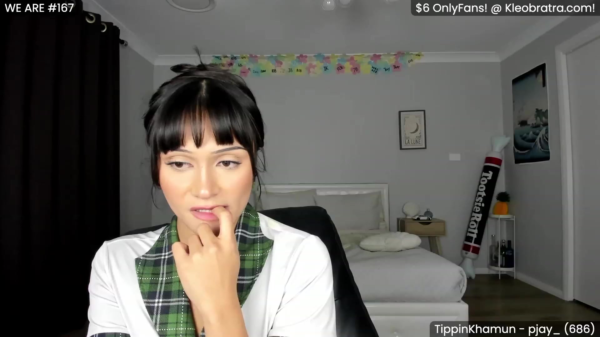 Gallery image thumbnail from KleoBratra's myfreecams stream on, 05/16/2023, 12:02 image 17 of 20