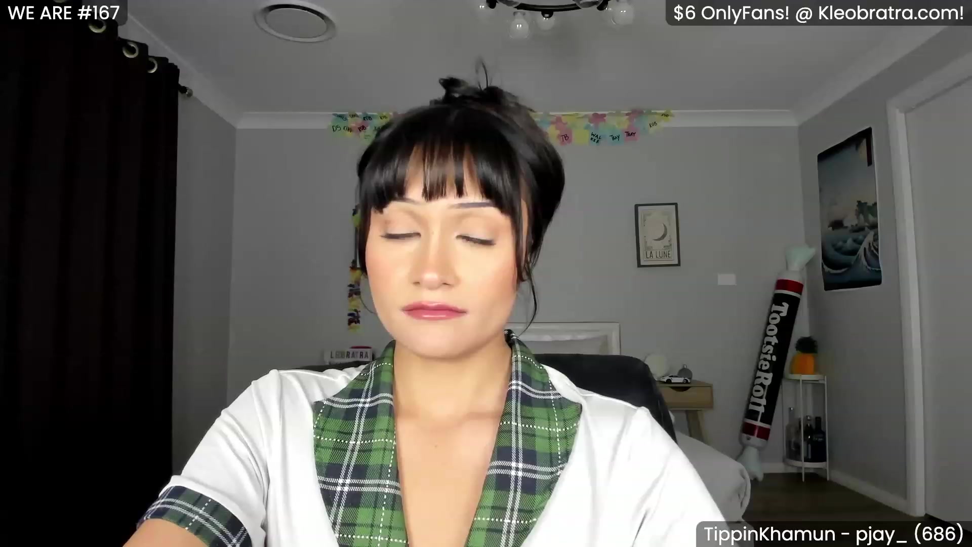 Gallery image thumbnail from KleoBratra's myfreecams stream on, 05/16/2023, 12:02 image 8 of 20