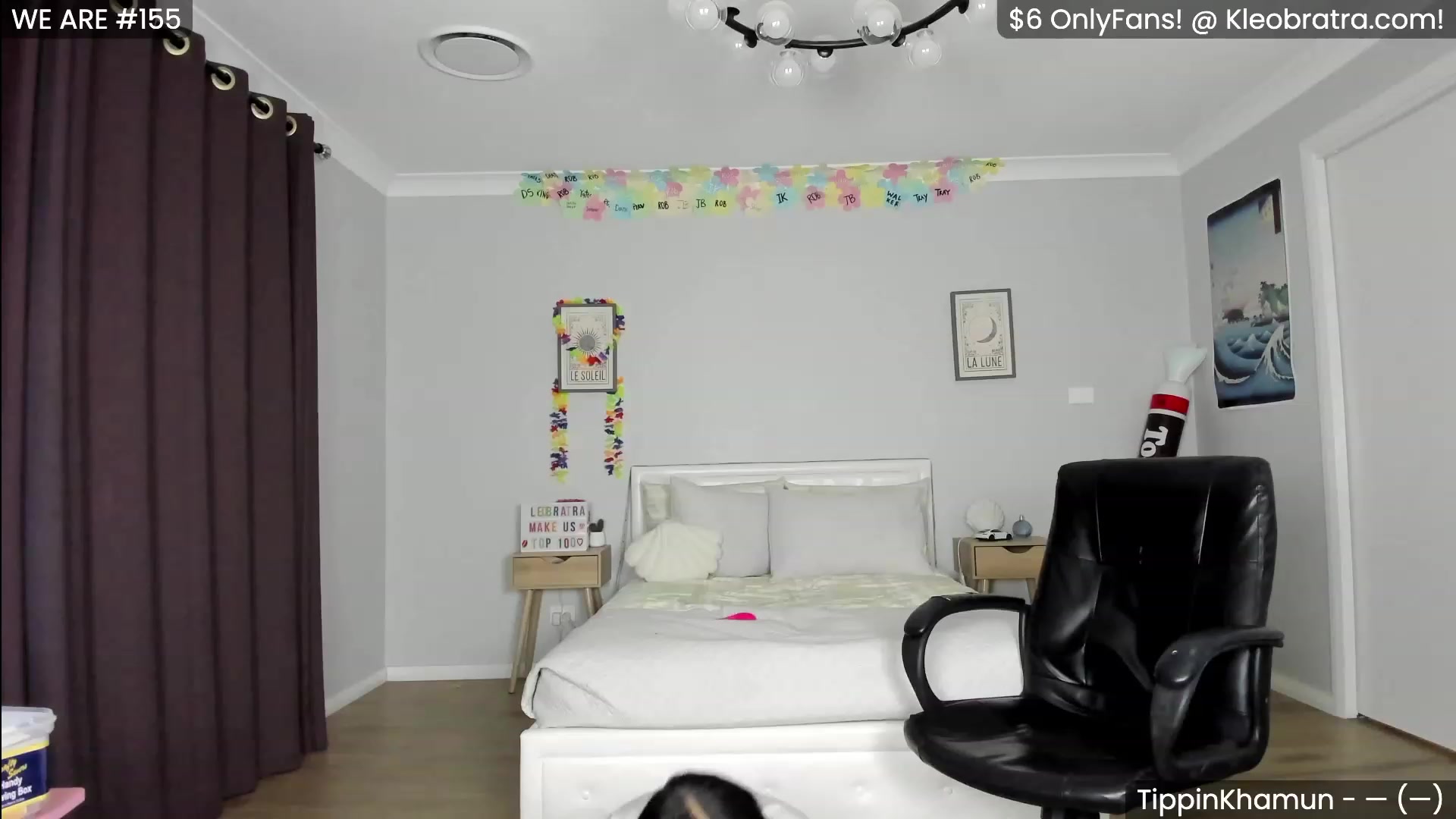 Gallery image thumbnail from KleoBratra's myfreecams stream on, 05/18/2023, 15:15 image 5 of 20