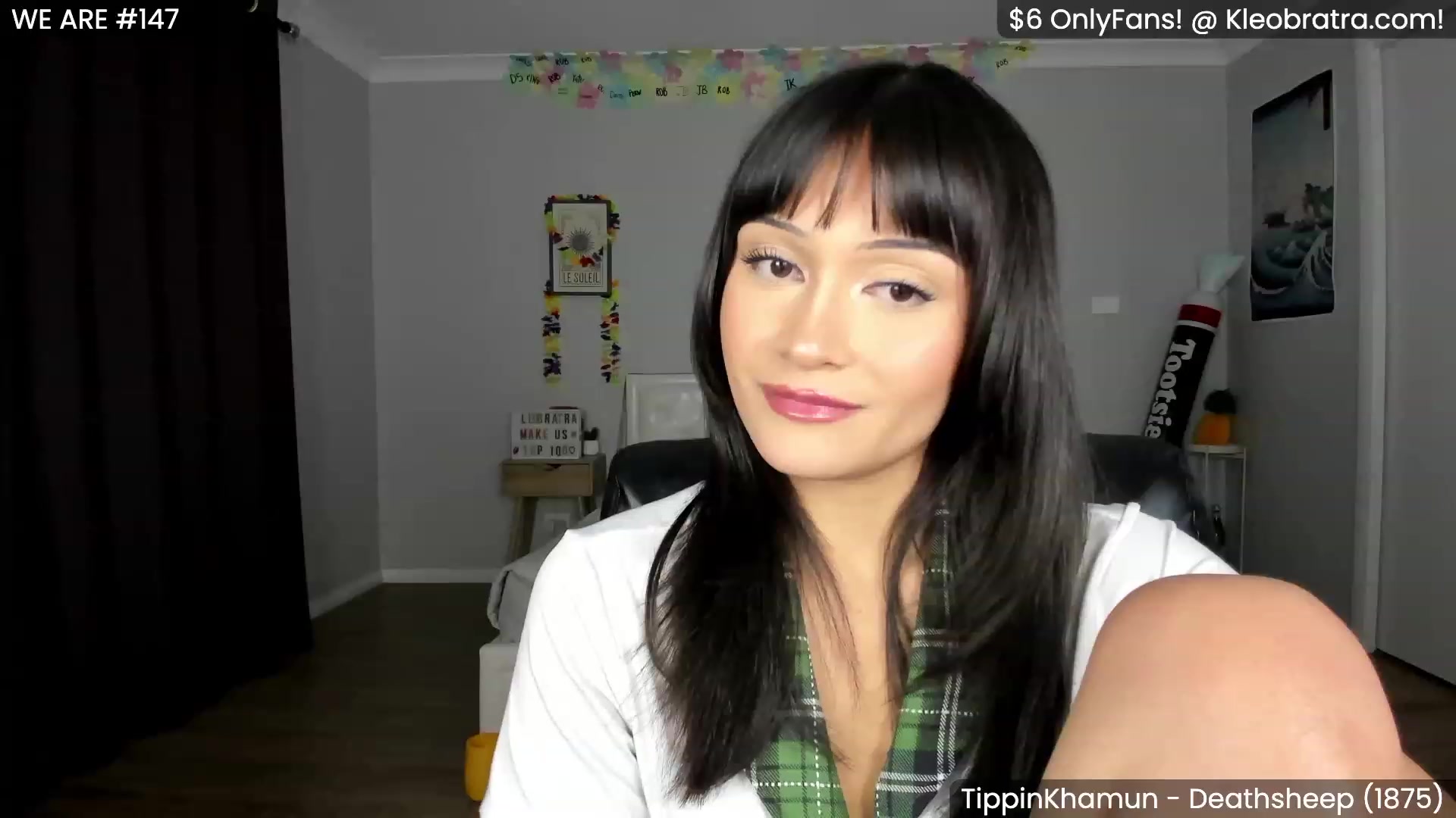 Gallery image thumbnail from KleoBratra's myfreecams stream on, 05/19/2023, 15:18 image 5 of 20