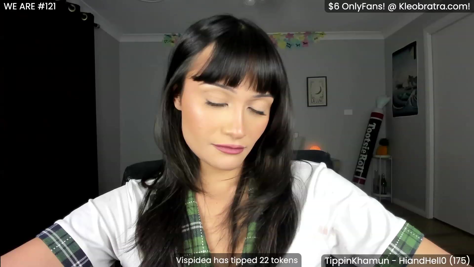 Gallery image thumbnail from KleoBratra's myfreecams stream on, 05/21/2023, 11:46 image 7 of 20