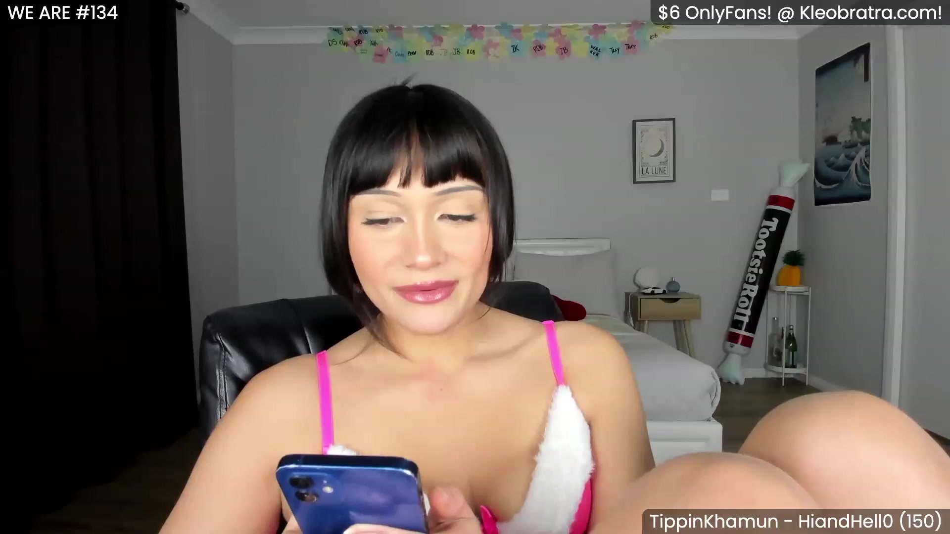 Gallery image thumbnail from KleoBratra's myfreecams stream on, 05/26/2023, 11:30 image 12 of 20