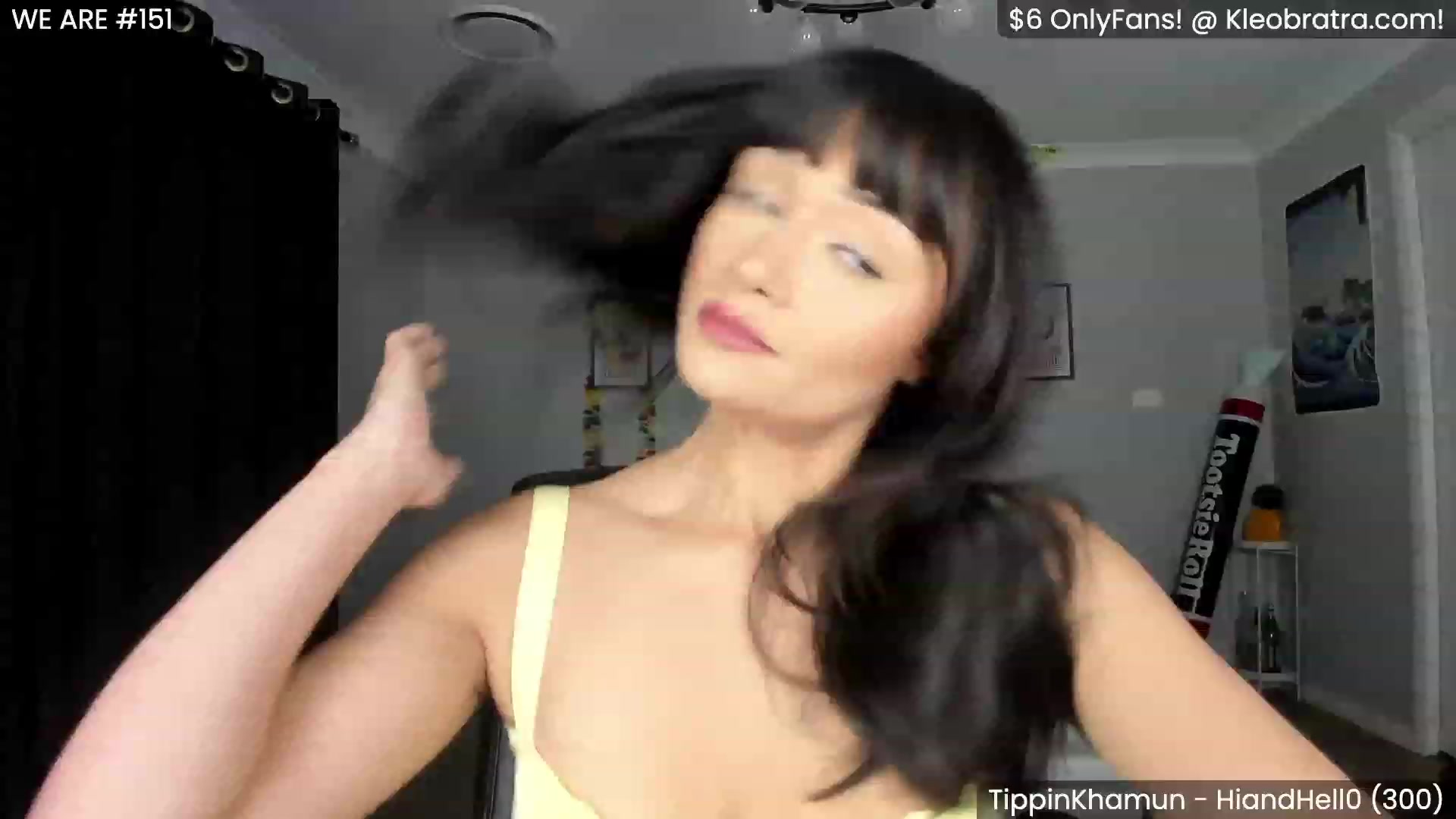 Gallery image thumbnail from KleoBratra's myfreecams stream on, 05/31/2023, 07:19 image 3 of 20