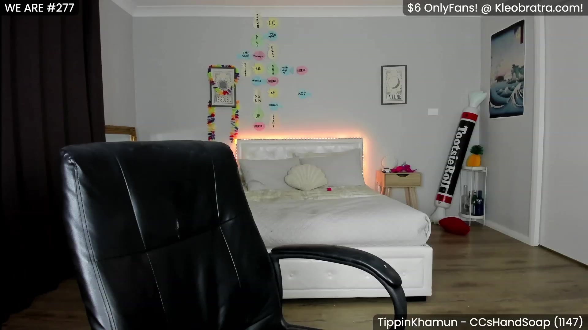 Gallery image thumbnail from KleoBratra's myfreecams stream on, 06/18/2023, 07:23 image 18 of 20