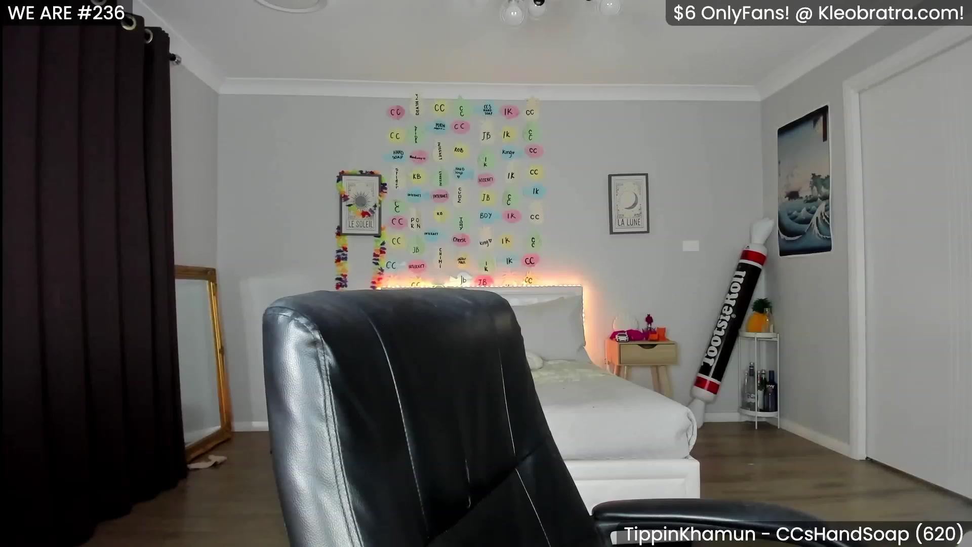 Gallery image thumbnail from KleoBratra's myfreecams stream on, 06/26/2023, 13:07 image 16 of 20