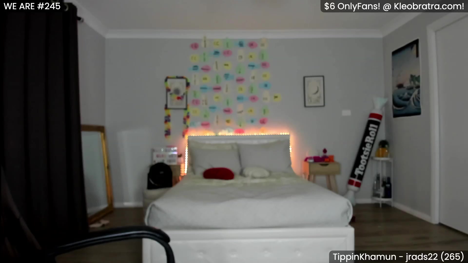 Gallery image thumbnail from KleoBratra's myfreecams stream on, 06/27/2023, 08:05 image 15 of 20