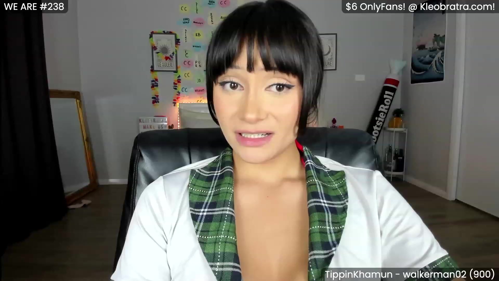 Gallery image thumbnail from KleoBratra's myfreecams stream on, 06/27/2023, 11:59 image 19 of 20