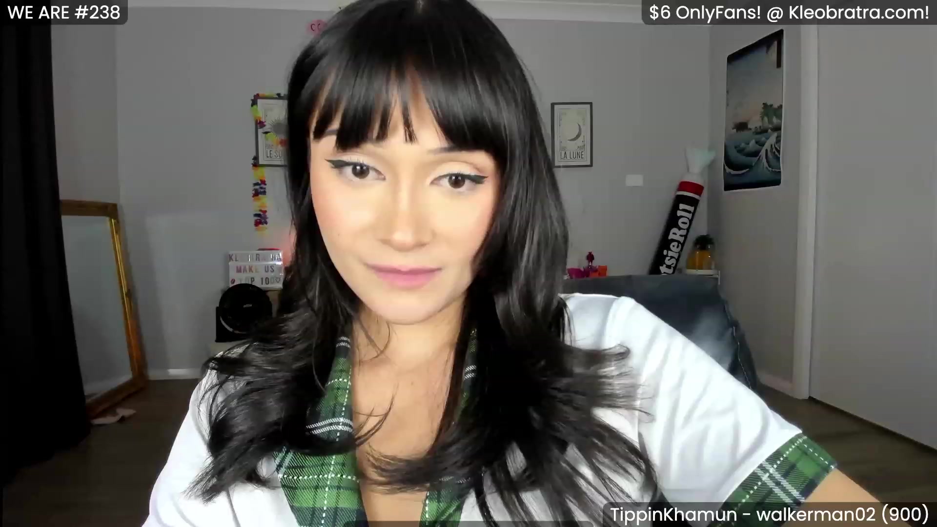 Gallery image thumbnail from KleoBratra's myfreecams stream on, 06/27/2023, 11:59 image 5 of 20