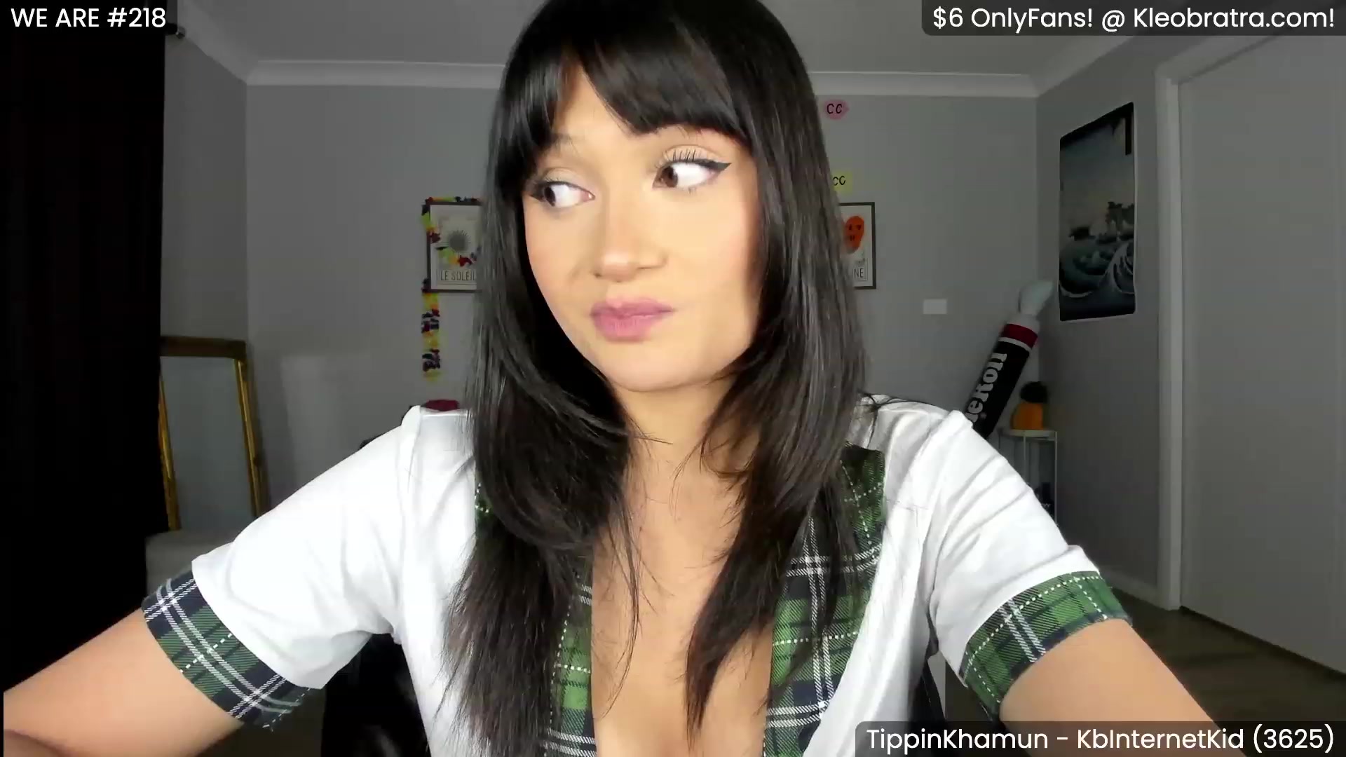 Gallery image thumbnail from KleoBratra's myfreecams stream on, 06/30/2023, 07:30 image 12 of 20
