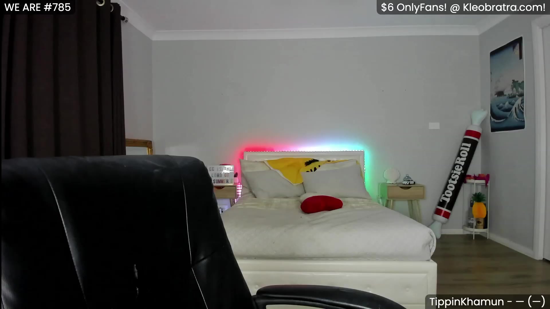Gallery image thumbnail from KleoBratra's myfreecams stream on, 07/03/2023, 15:16 image 13 of 20