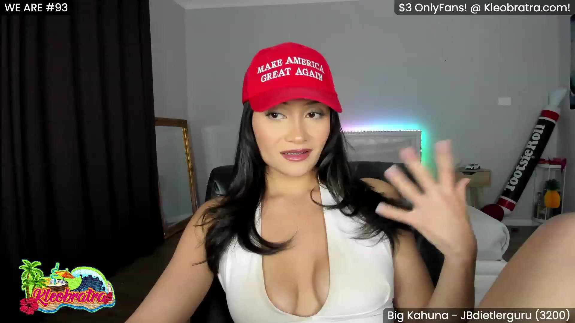 Gallery image thumbnail from KleoBratra's myfreecams stream on, 07/07/2023, 08:59 image 5 of 20