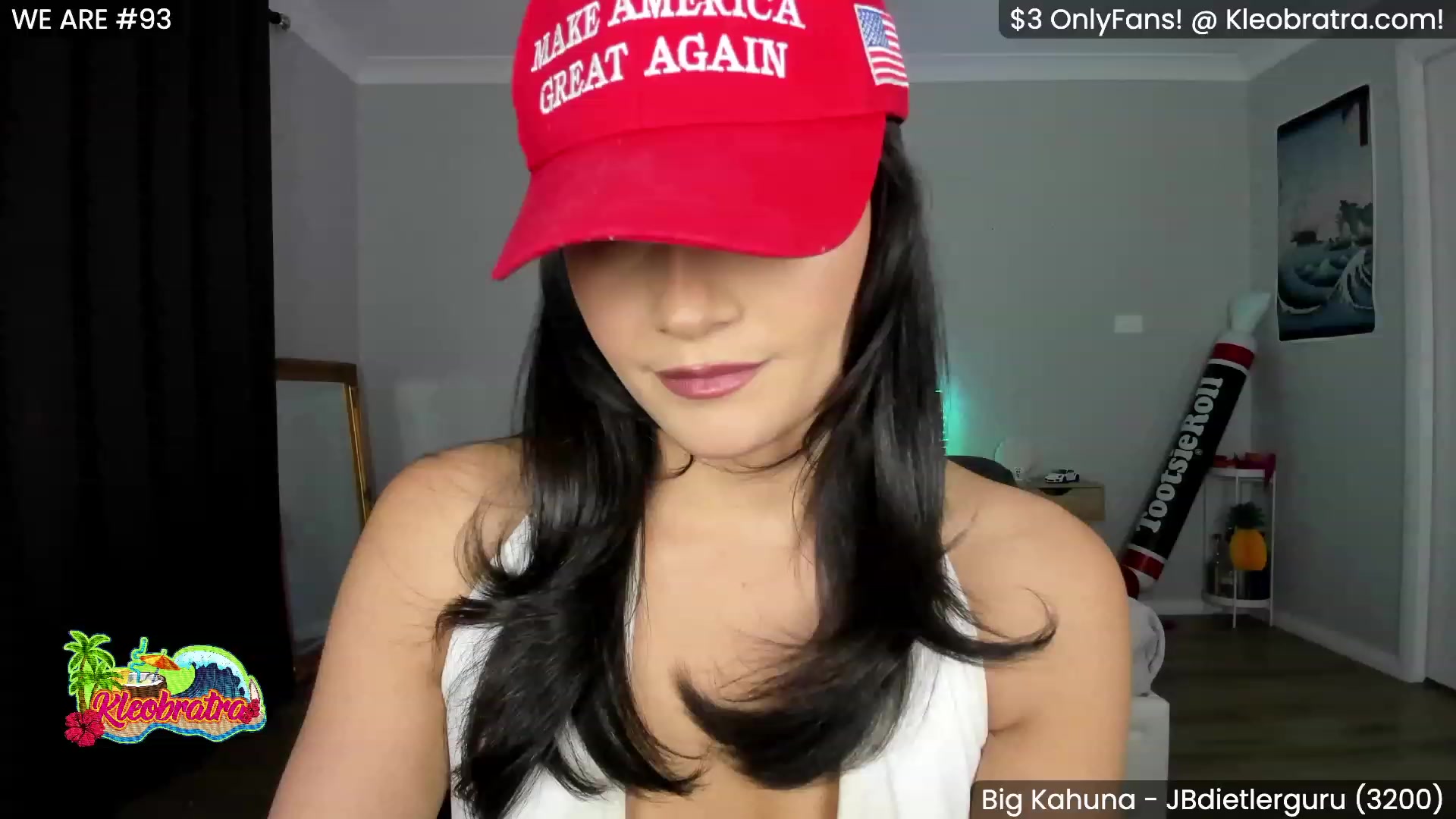 Gallery image thumbnail from KleoBratra's myfreecams stream on, 07/07/2023, 09:31 image 8 of 20