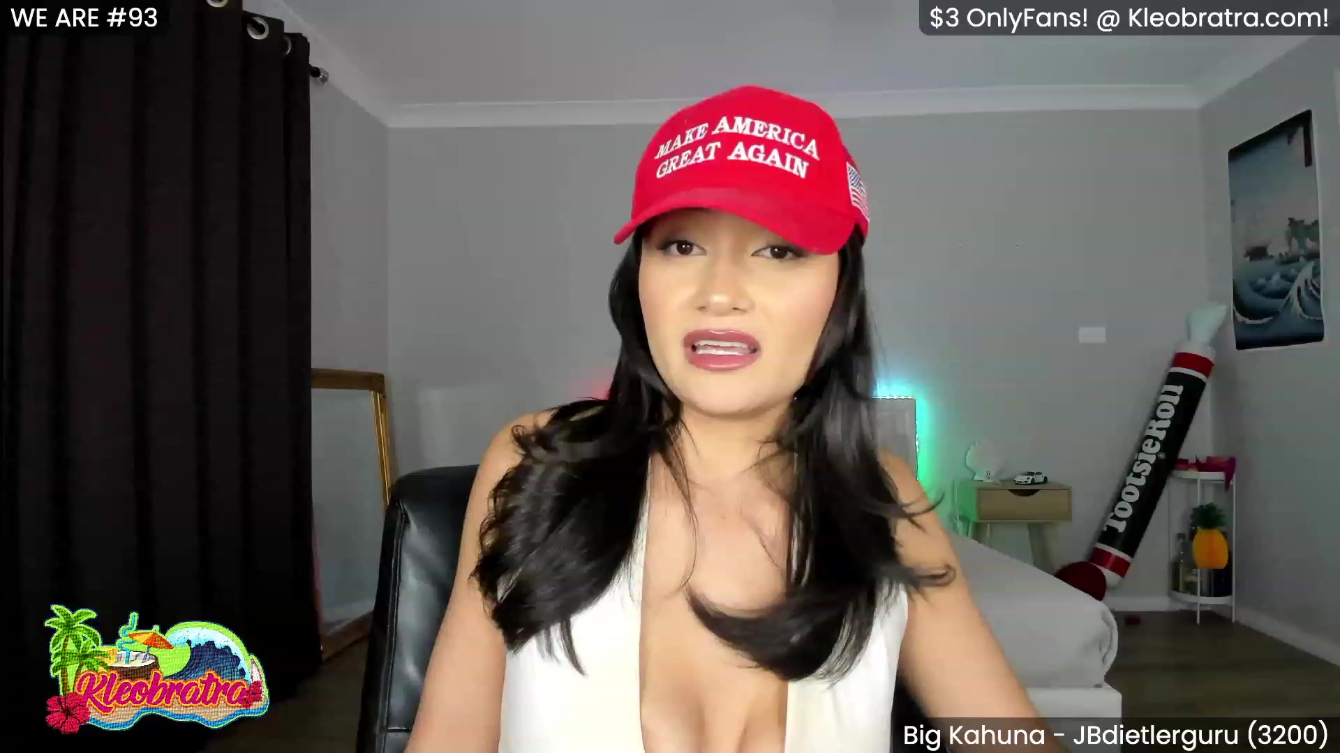 Gallery image thumbnail from KleoBratra's myfreecams stream on, 07/07/2023, 09:31 image 3 of 20