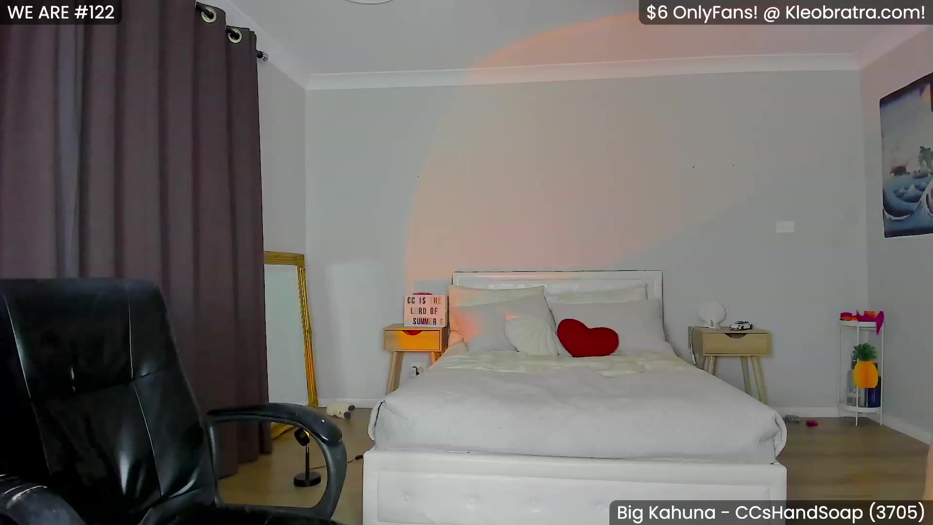 Gallery image thumbnail from KleoBratra's myfreecams stream on, 07/13/2023, 11:09 image 12 of 20