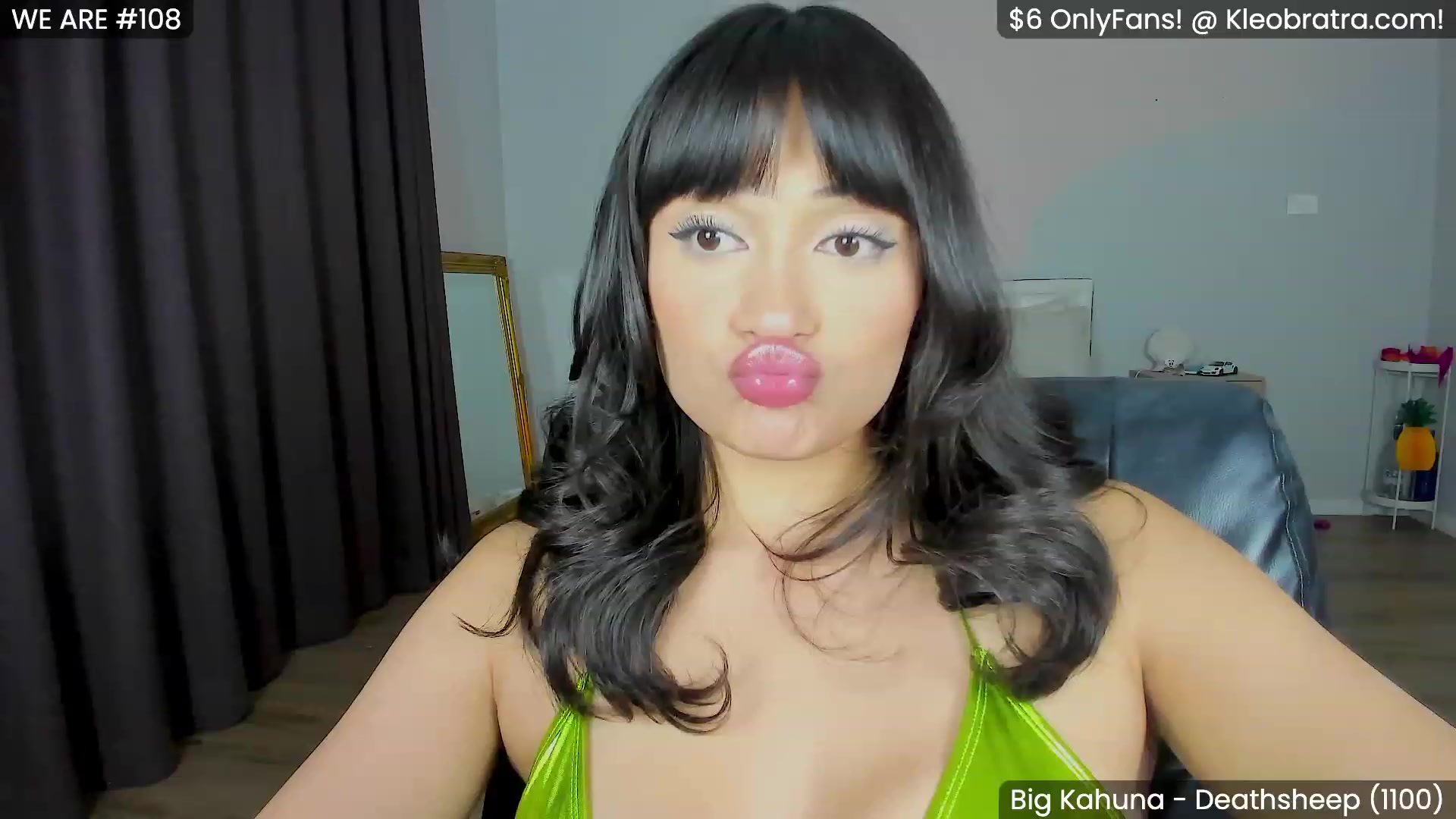 Gallery image thumbnail from KleoBratra's myfreecams stream on, 07/14/2023, 10:07 image 16 of 20