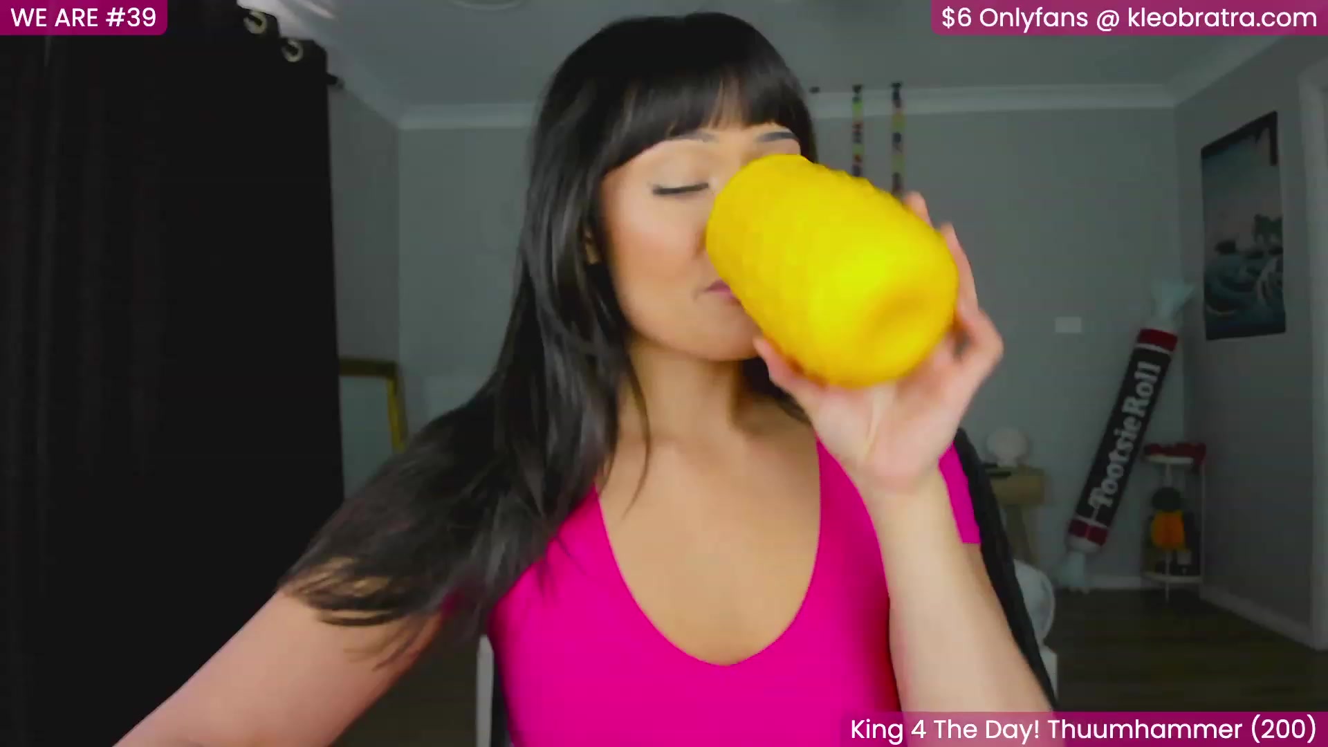 Gallery image thumbnail from KleoBratra's myfreecams stream on, 08/03/2023, 05:21 image 2 of 20