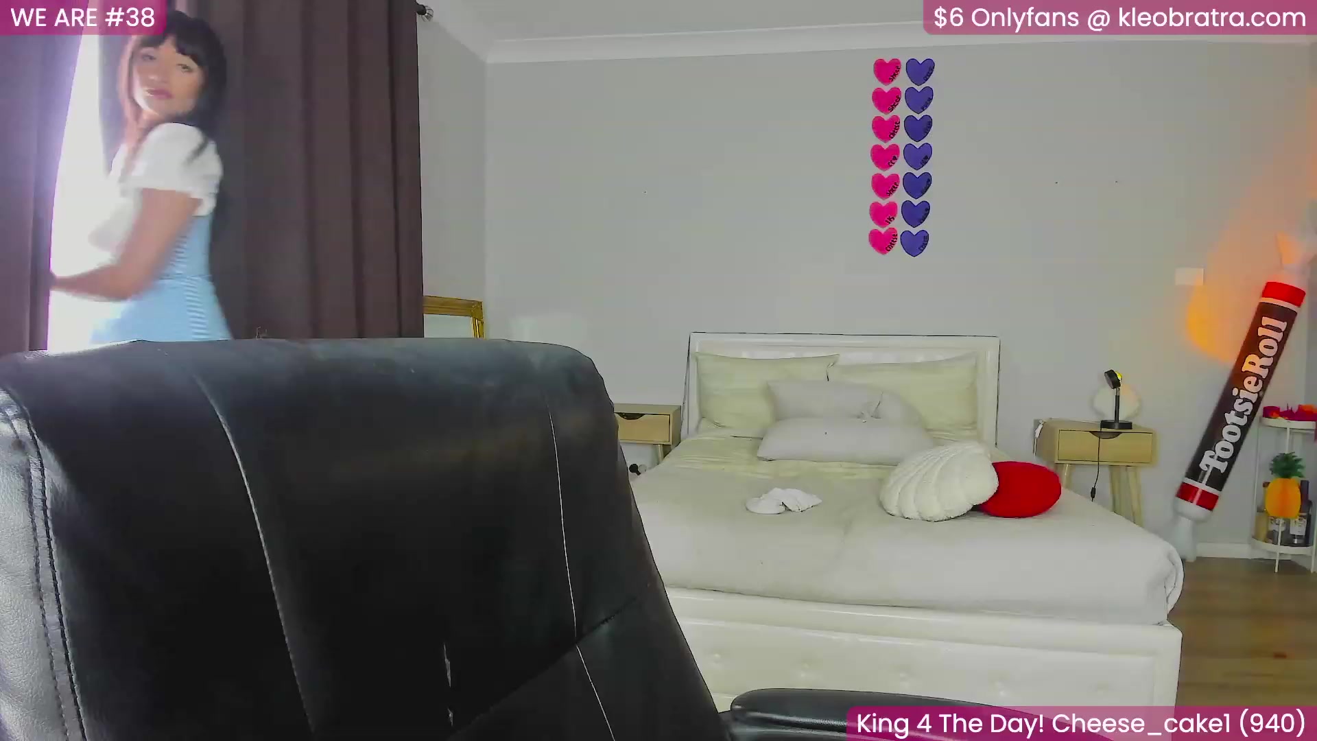 Gallery image thumbnail from KleoBratra's myfreecams stream on, 08/05/2023, 07:52 image 9 of 20