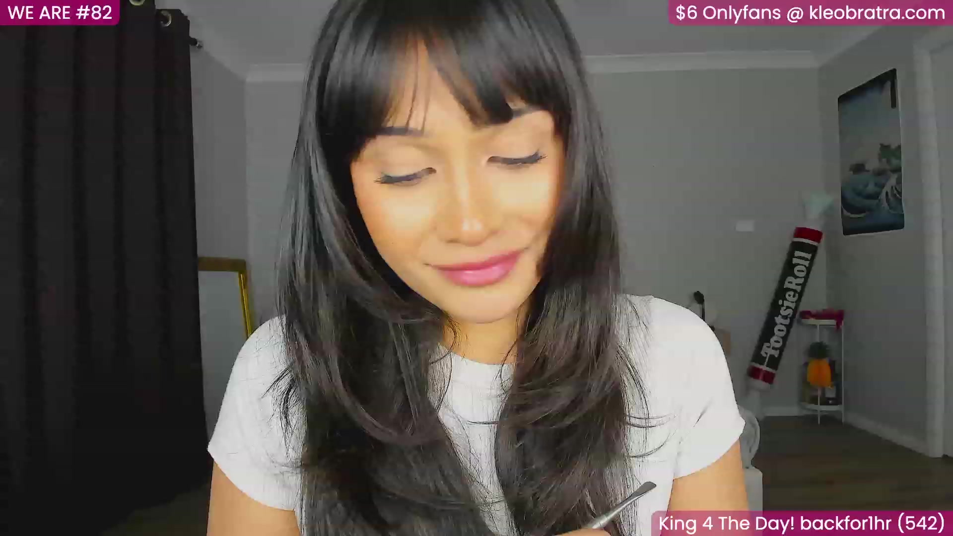 Gallery image thumbnail from KleoBratra's myfreecams stream on, 08/10/2023, 08:52 image 13 of 20