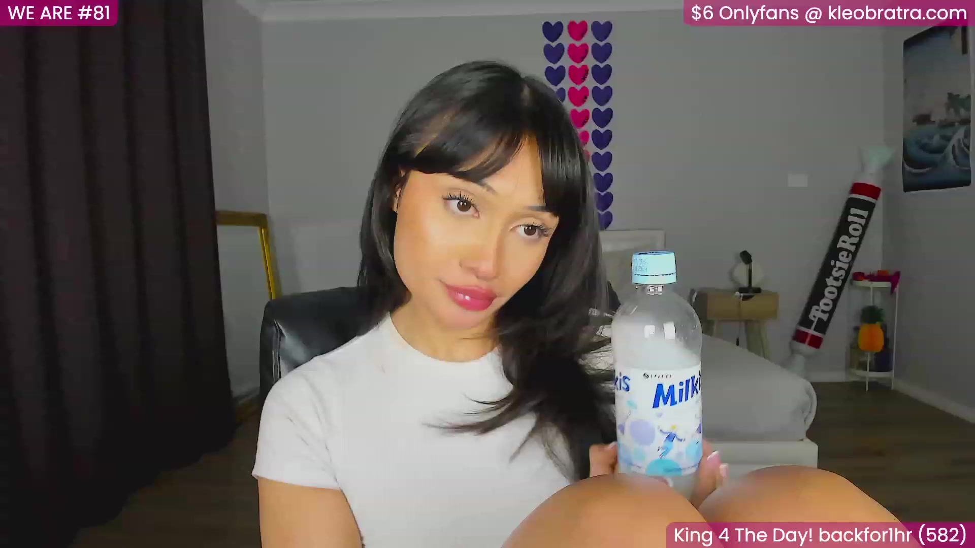 Gallery image thumbnail from KleoBratra's myfreecams stream on, 08/10/2023, 12:39 image 4 of 20