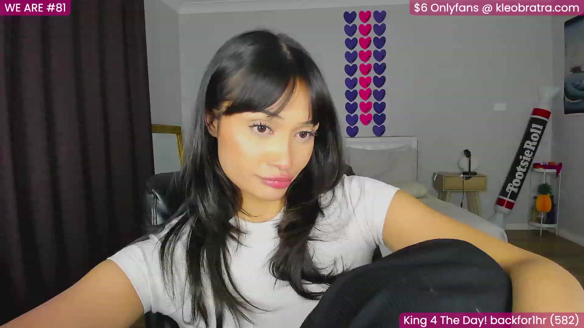 Gallery image thumbnail from KleoBratra's myfreecams stream on, 08/10/2023, 12:39 image 8 of 20
