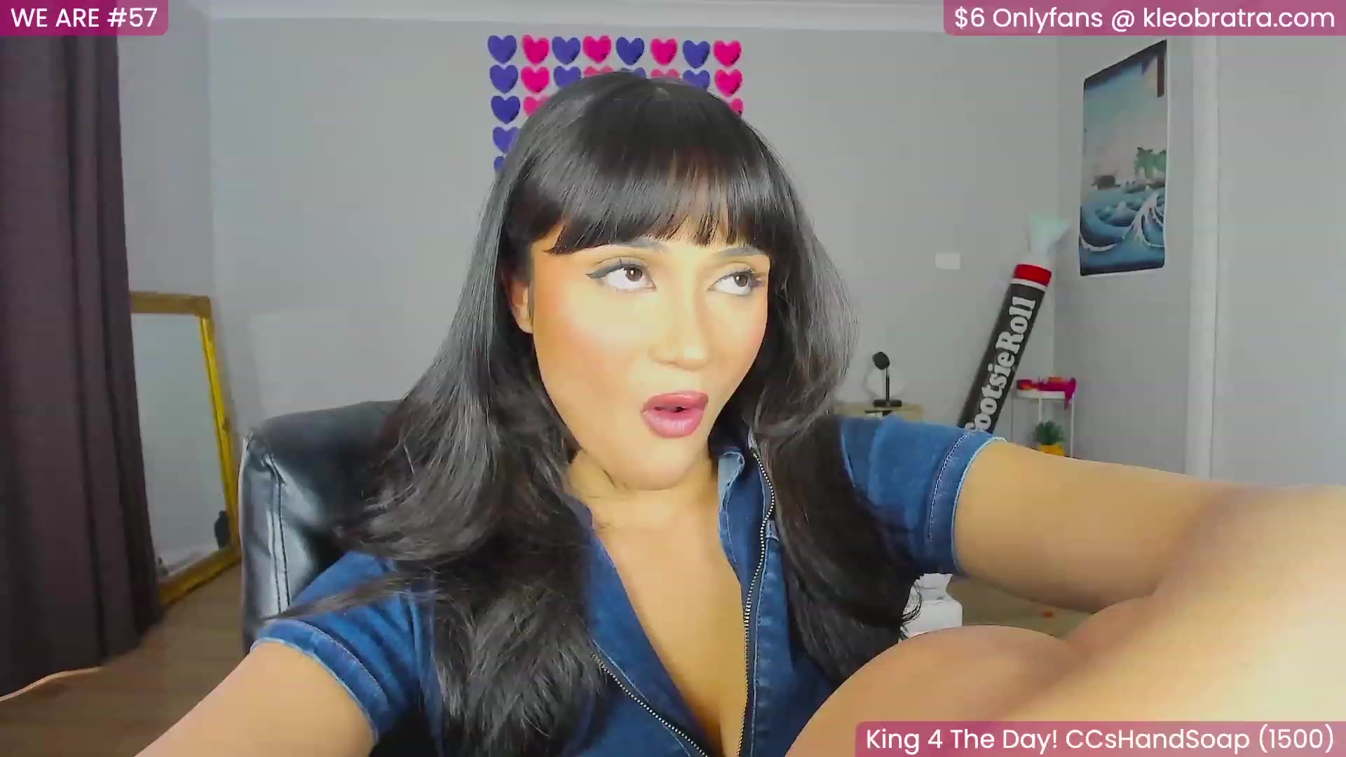 Gallery image thumbnail from KleoBratra's myfreecams stream on, 08/12/2023, 03:13 image 12 of 20
