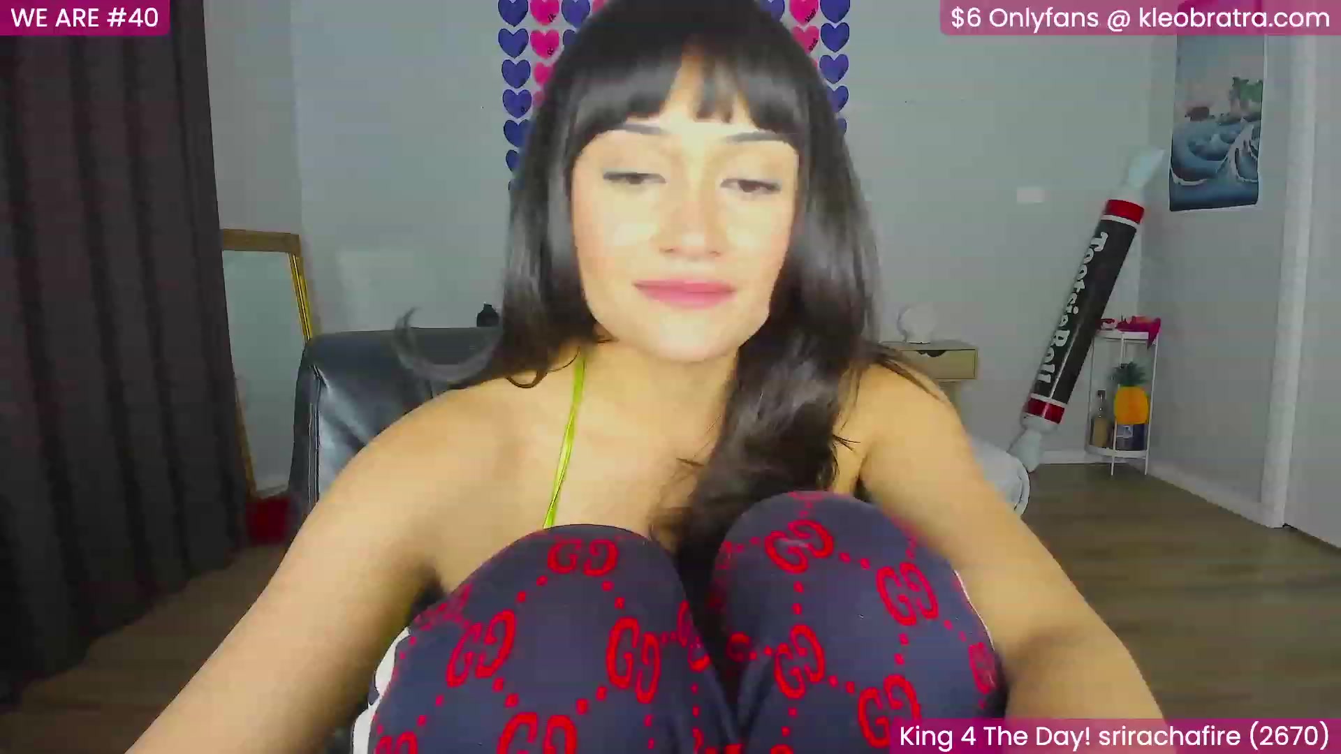 Gallery image thumbnail from KleoBratra's myfreecams stream on, 08/18/2023, 14:06 image 4 of 20