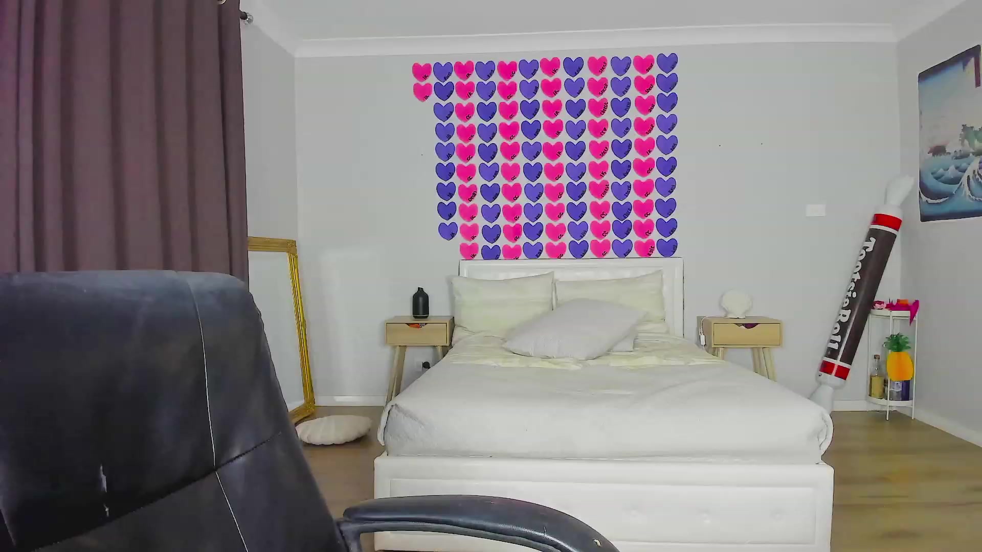 Gallery image thumbnail from KleoBratra's myfreecams stream on, 08/19/2023, 14:05 image 18 of 20