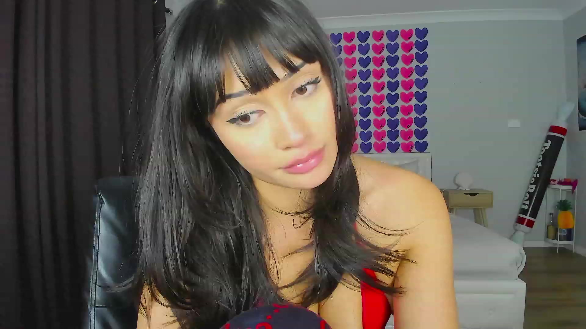Gallery image thumbnail from KleoBratra's myfreecams stream on, 08/19/2023, 14:05 image 2 of 20