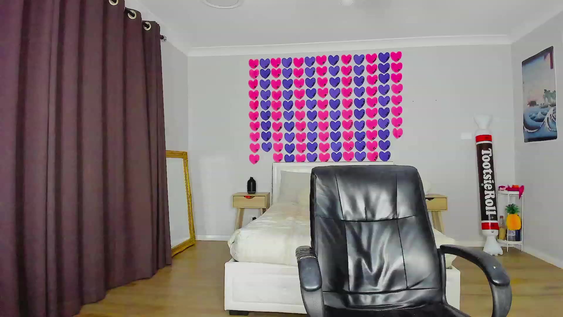 Gallery image thumbnail from KleoBratra's myfreecams stream on, 08/30/2023, 08:34 image 5 of 20