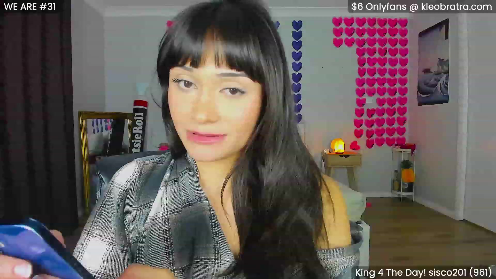 Gallery image thumbnail from KleoBratra's myfreecams stream on, 09/07/2023, 14:10 image 7 of 20
