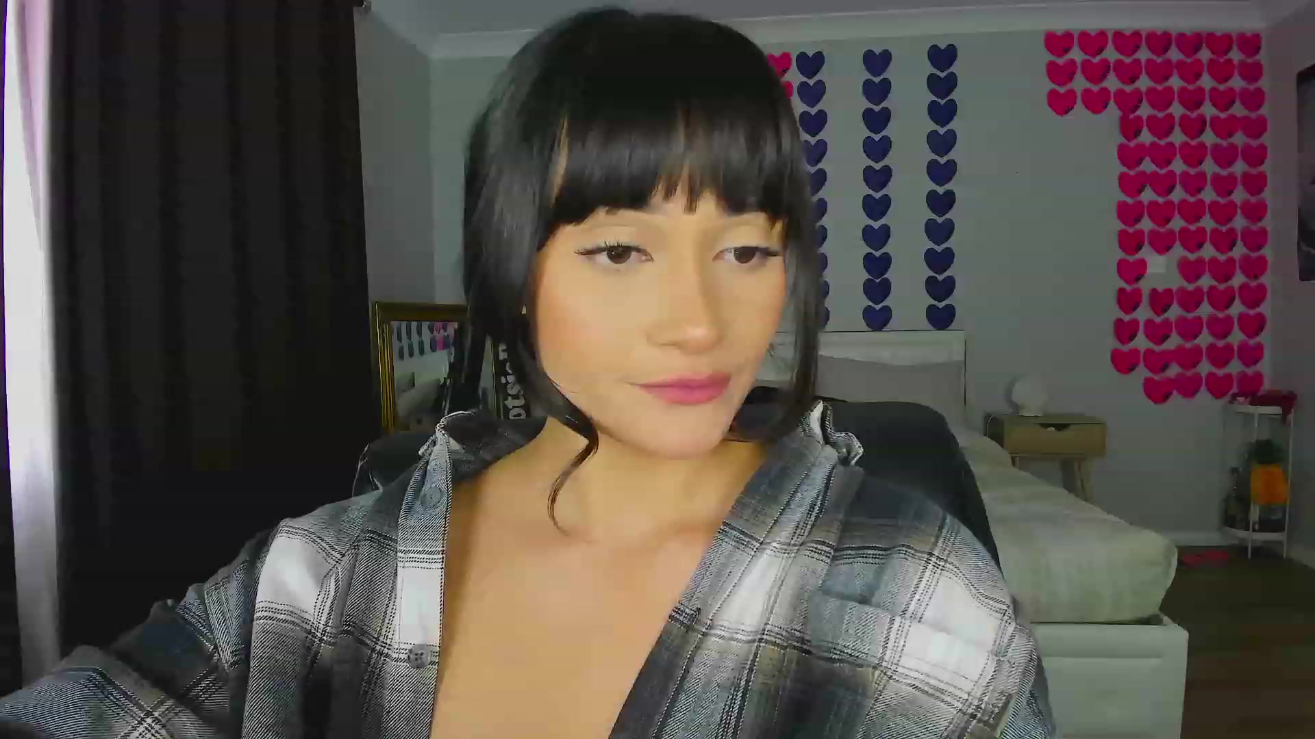 Gallery image thumbnail from KleoBratra's myfreecams stream on, 09/21/2023, 03:46 image 16 of 20