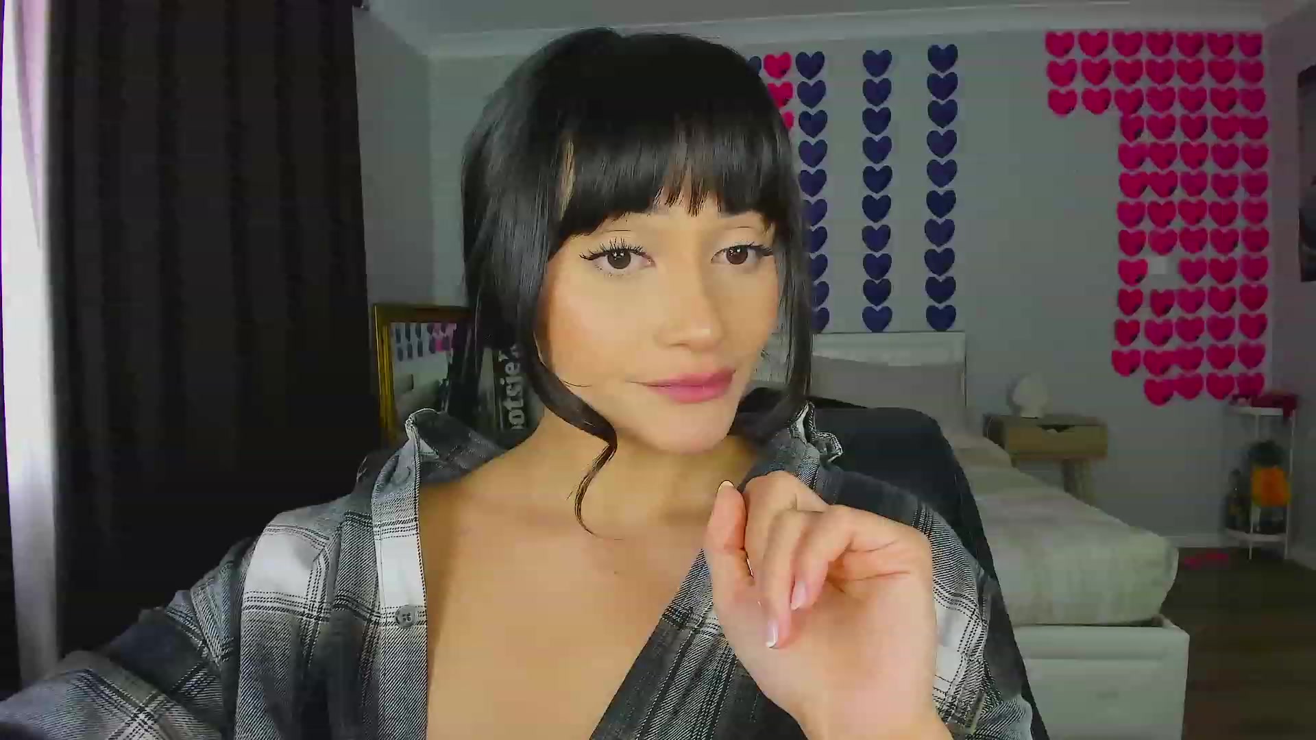 Gallery image thumbnail from KleoBratra's myfreecams stream on, 09/21/2023, 03:46 image 15 of 20