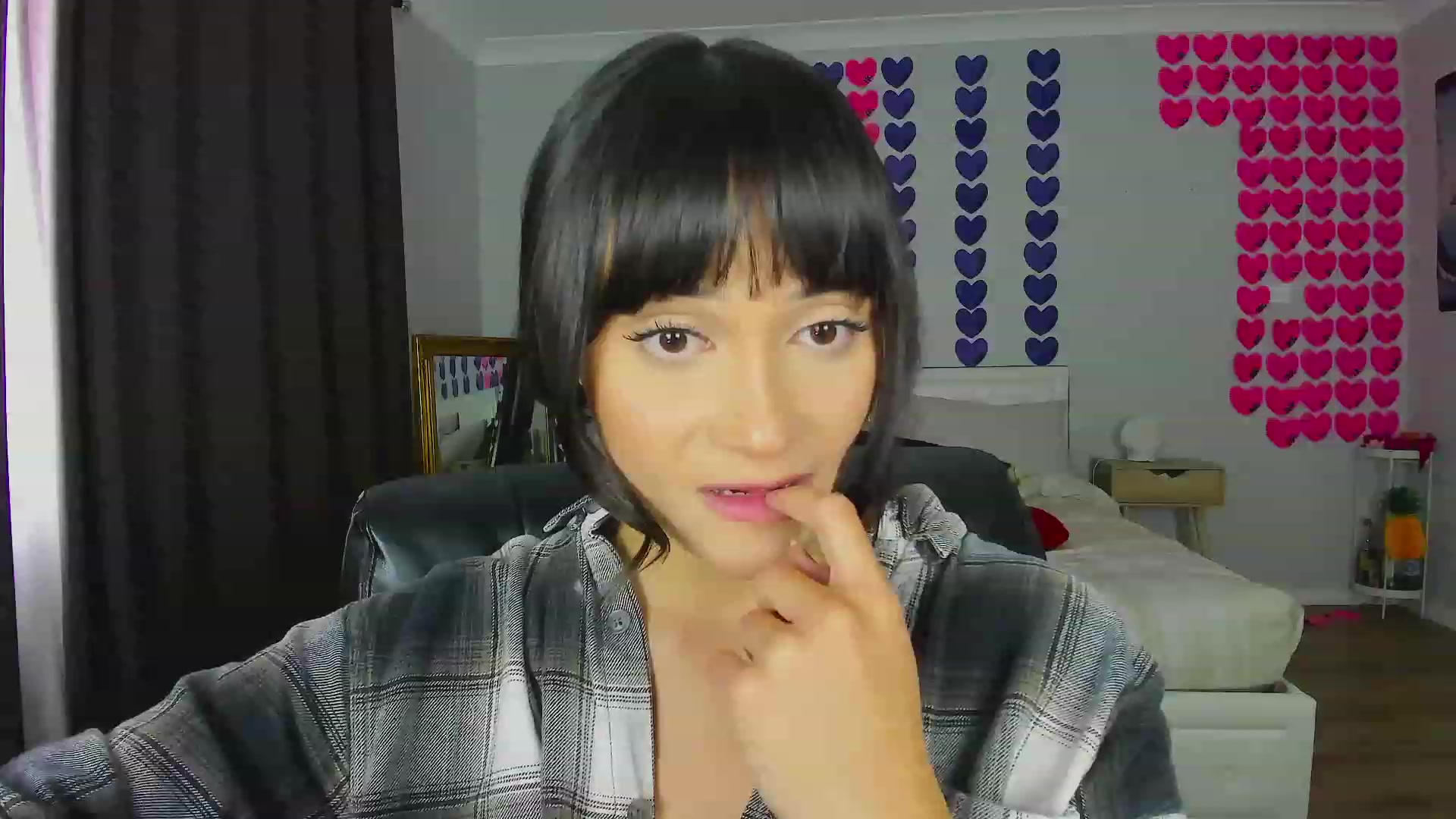 Gallery image thumbnail from KleoBratra's myfreecams stream on, 09/21/2023, 03:46 image 20 of 20