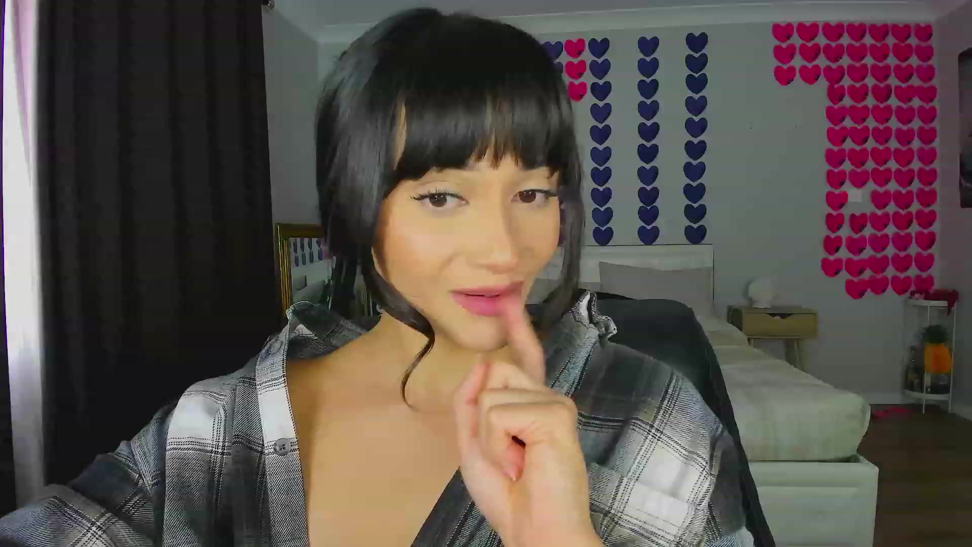Gallery image thumbnail from KleoBratra's myfreecams stream on, 09/21/2023, 03:46 image 13 of 20
