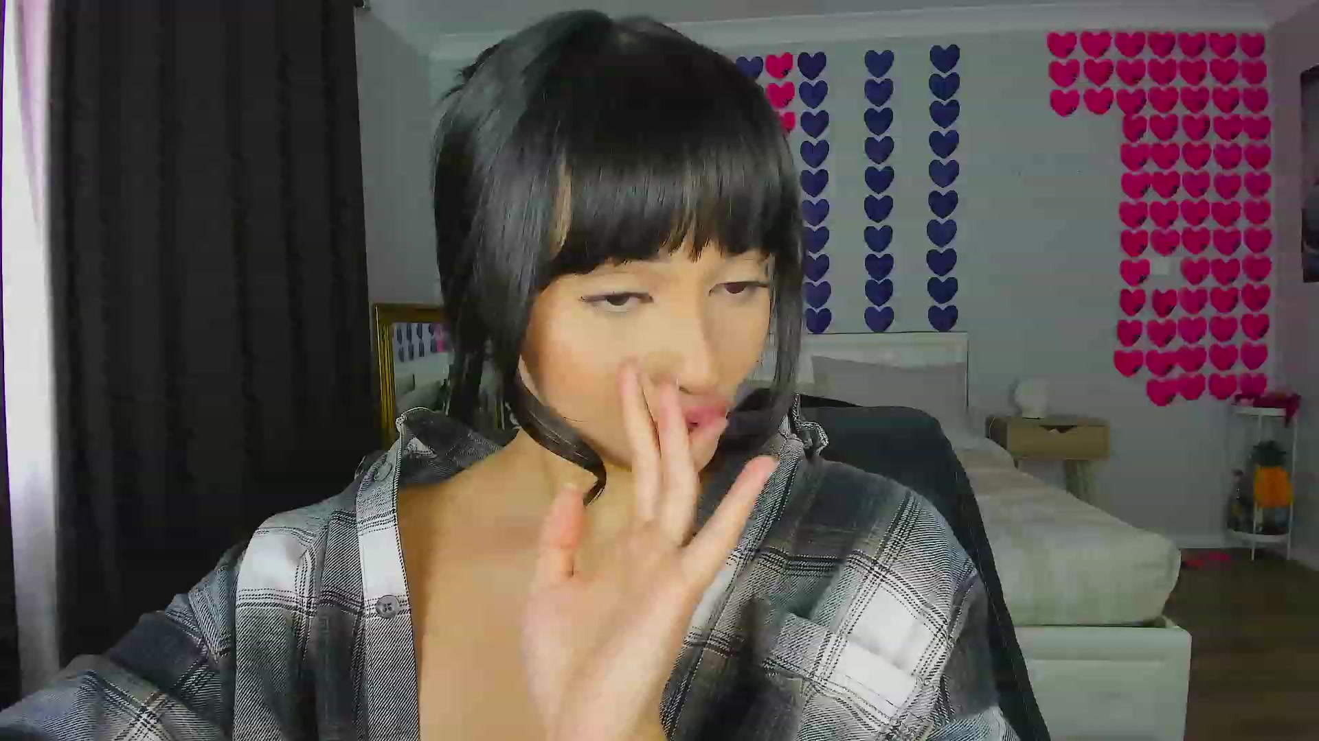 Gallery image thumbnail from KleoBratra's myfreecams stream on, 09/21/2023, 03:46 image 14 of 20
