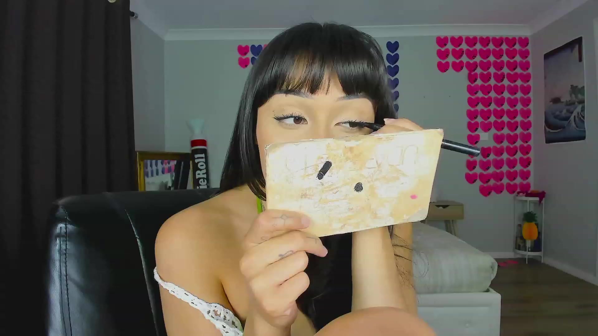 Gallery image thumbnail from KleoBratra's myfreecams stream on, 09/25/2023, 04:35 image 4 of 20