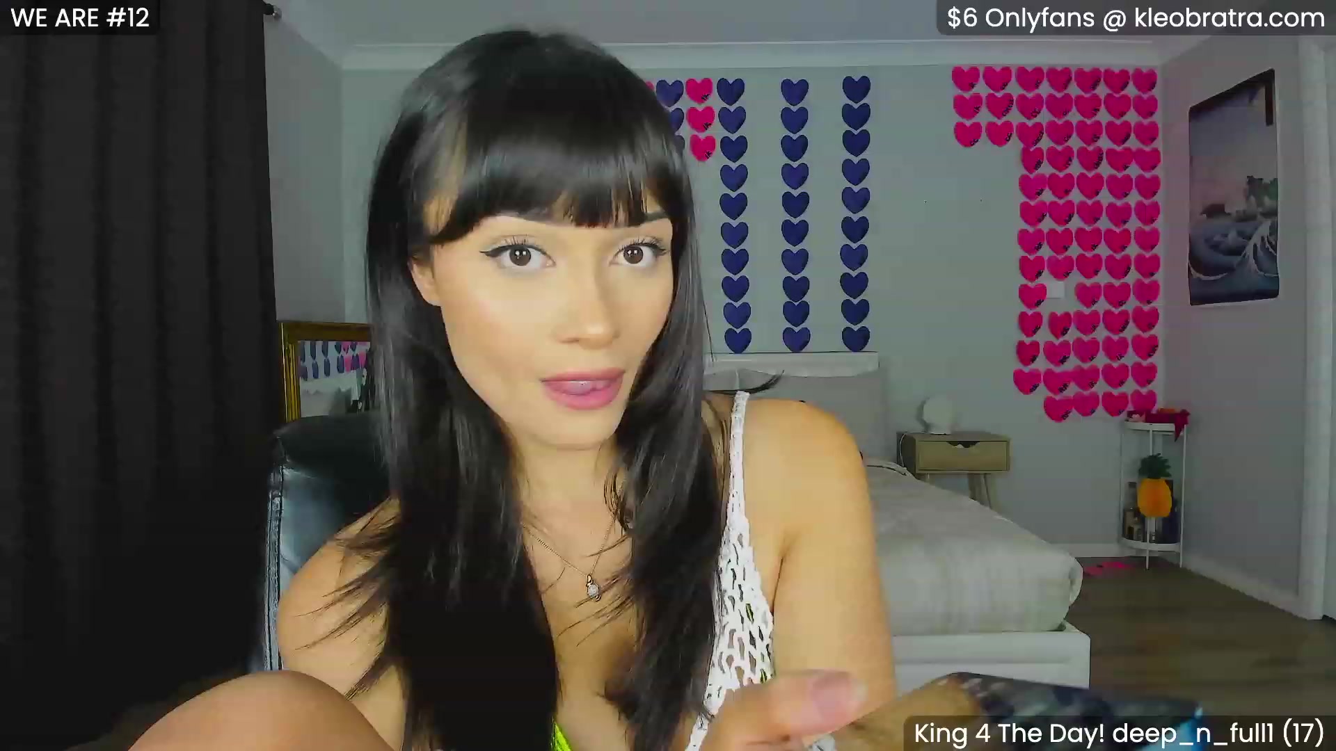 Gallery image thumbnail from KleoBratra's myfreecams stream on, 09/25/2023, 04:35 image 15 of 20