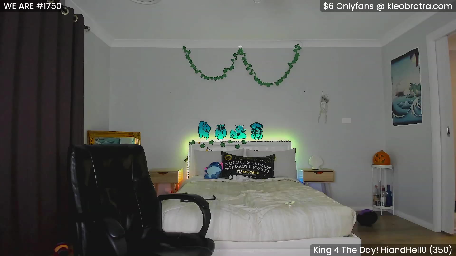 Gallery image thumbnail from KleoBratra's myfreecams stream on, 10/03/2023, 10:25 image 11 of 20