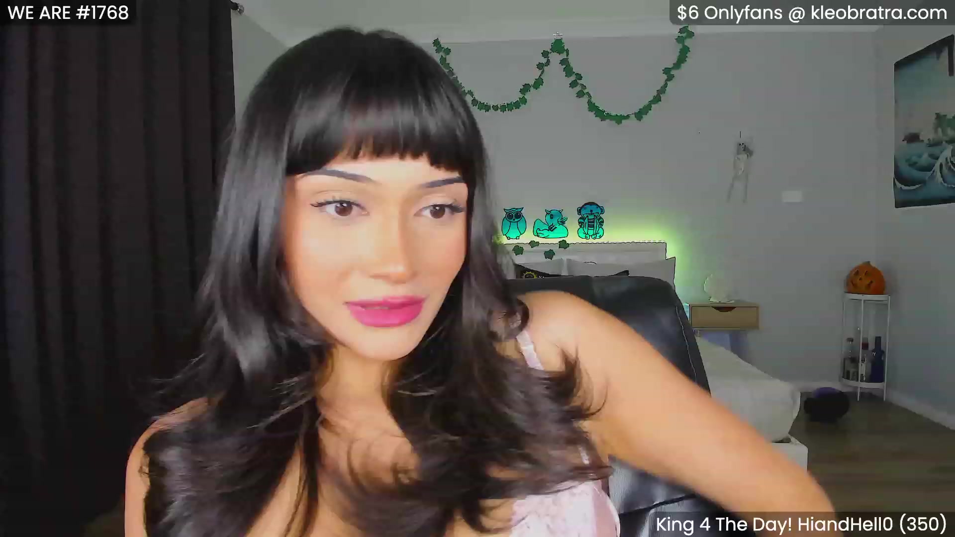 Gallery image thumbnail from KleoBratra's myfreecams stream on, 10/03/2023, 13:09 image 4 of 20