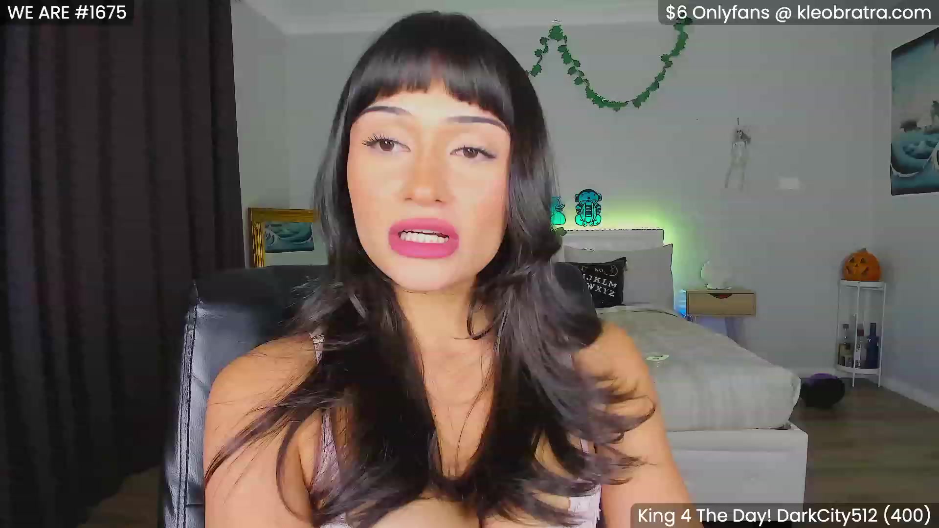 Gallery image thumbnail from KleoBratra's myfreecams stream on, 10/03/2023, 13:09 image 7 of 20