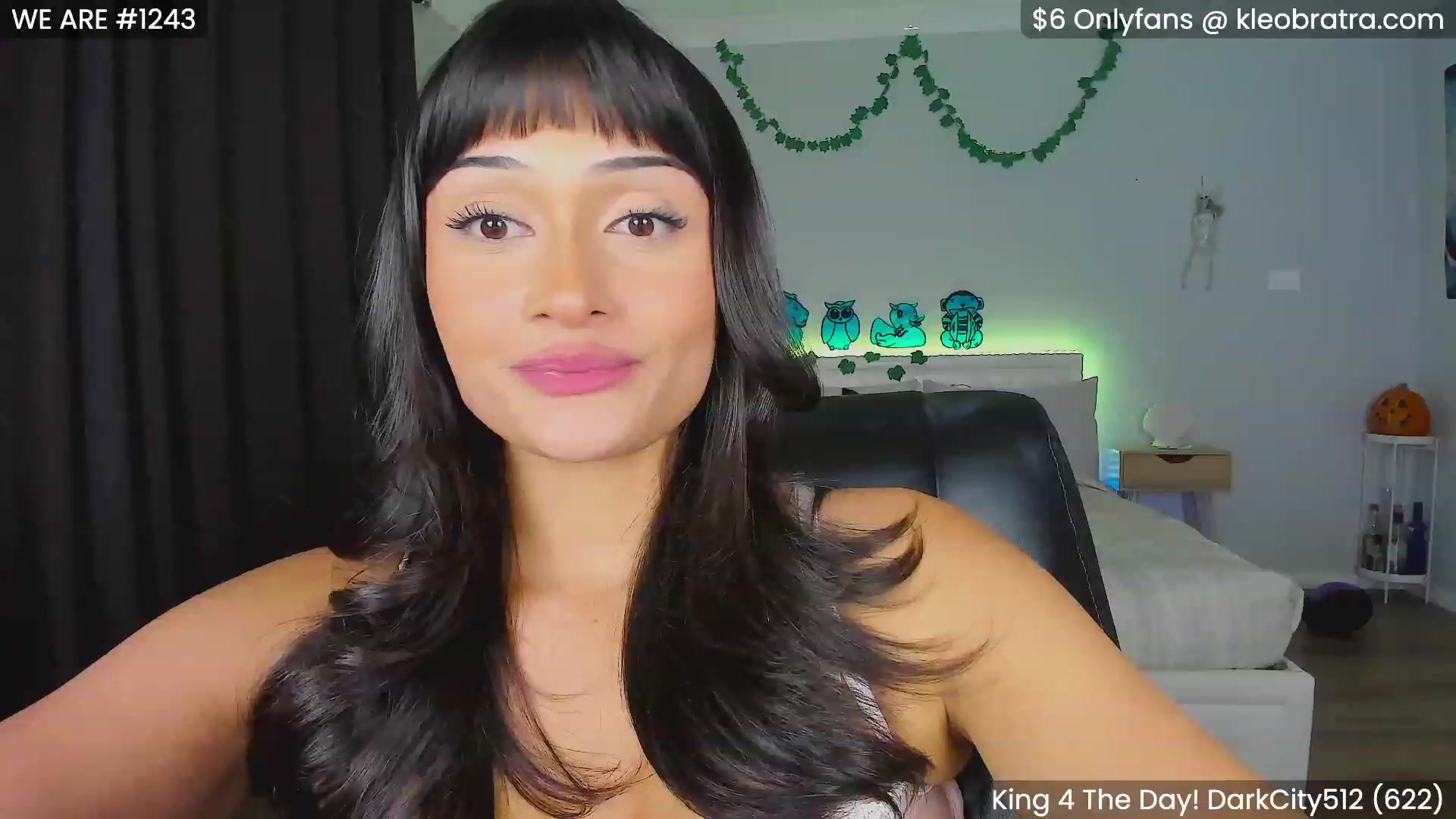 Gallery image thumbnail from KleoBratra's myfreecams stream on, 10/03/2023, 13:09 image 18 of 20