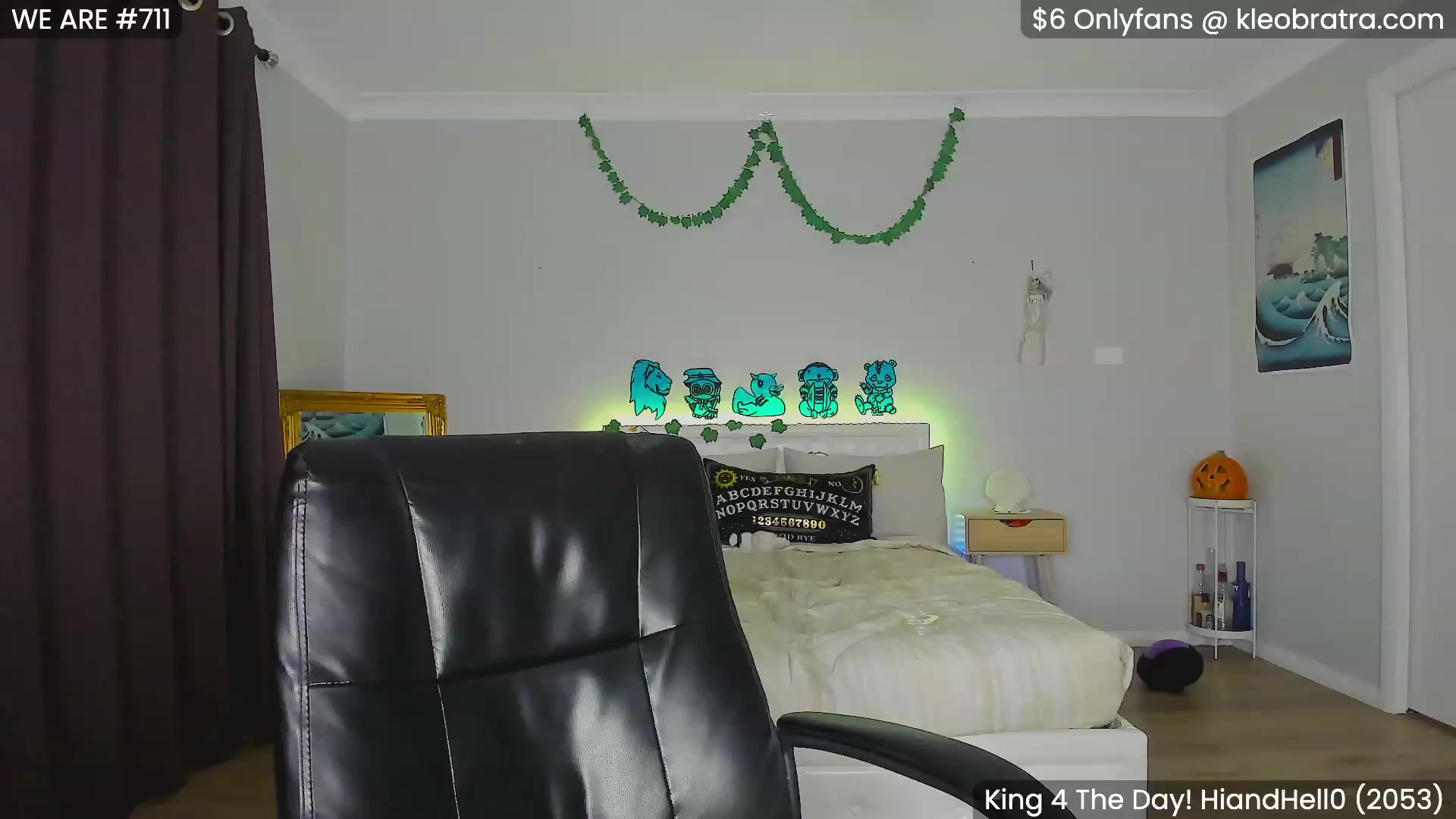 Gallery image thumbnail from KleoBratra's myfreecams stream on, 10/04/2023, 10:21 image 16 of 20
