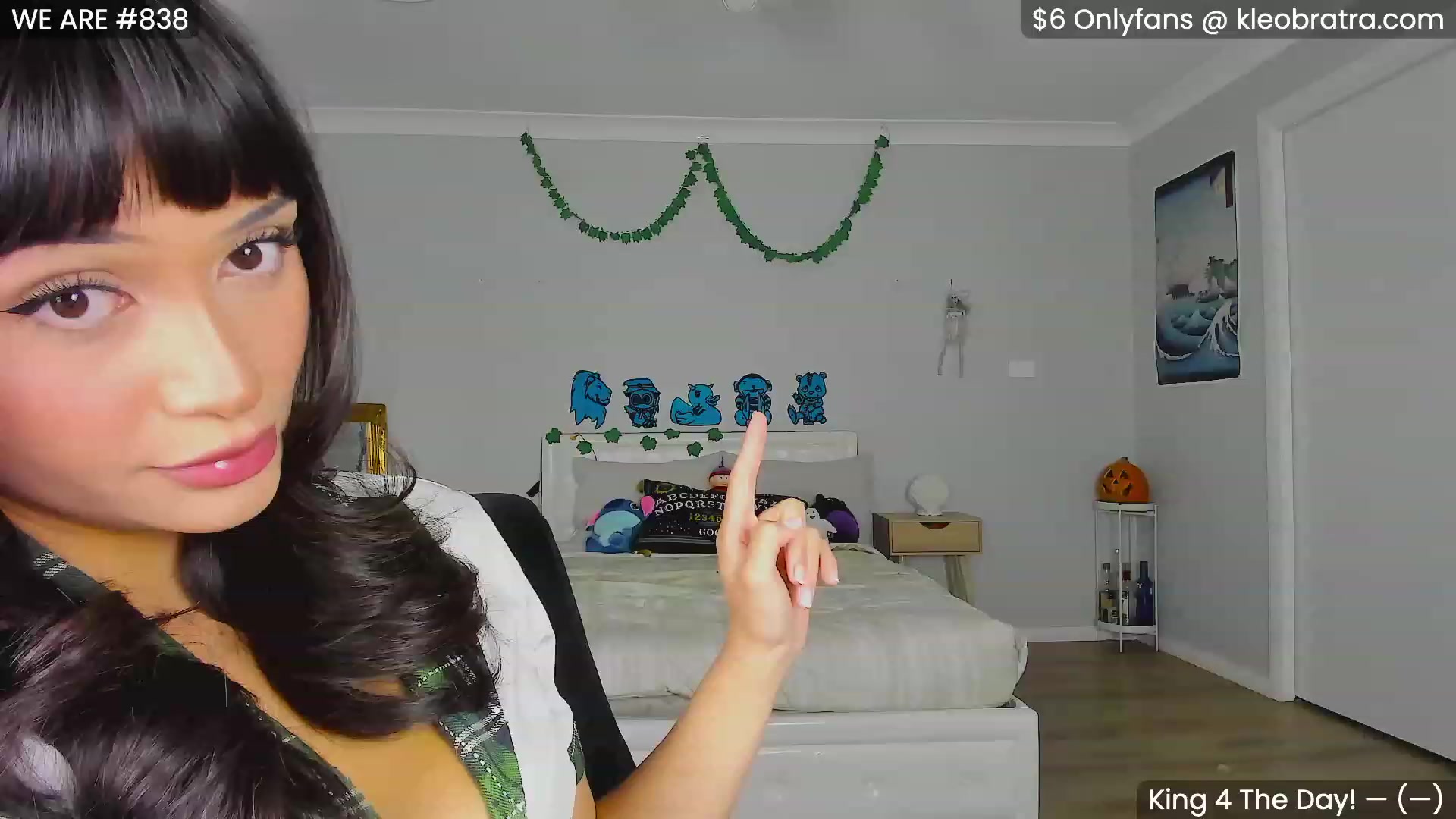 Gallery image thumbnail from KleoBratra's myfreecams stream on, 10/05/2023, 01:53 image 8 of 20